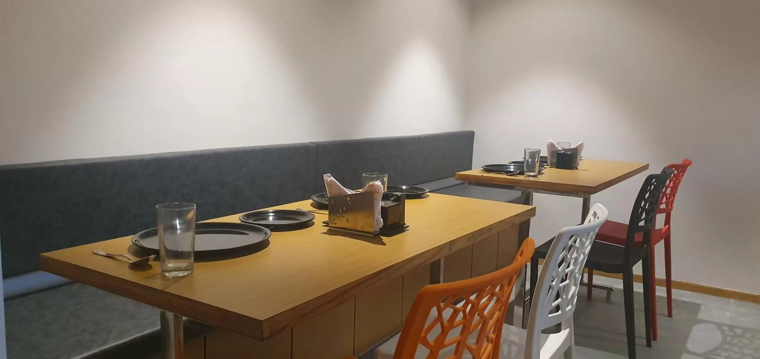 Restaurant/places to eat in Hotel Nova Boutique