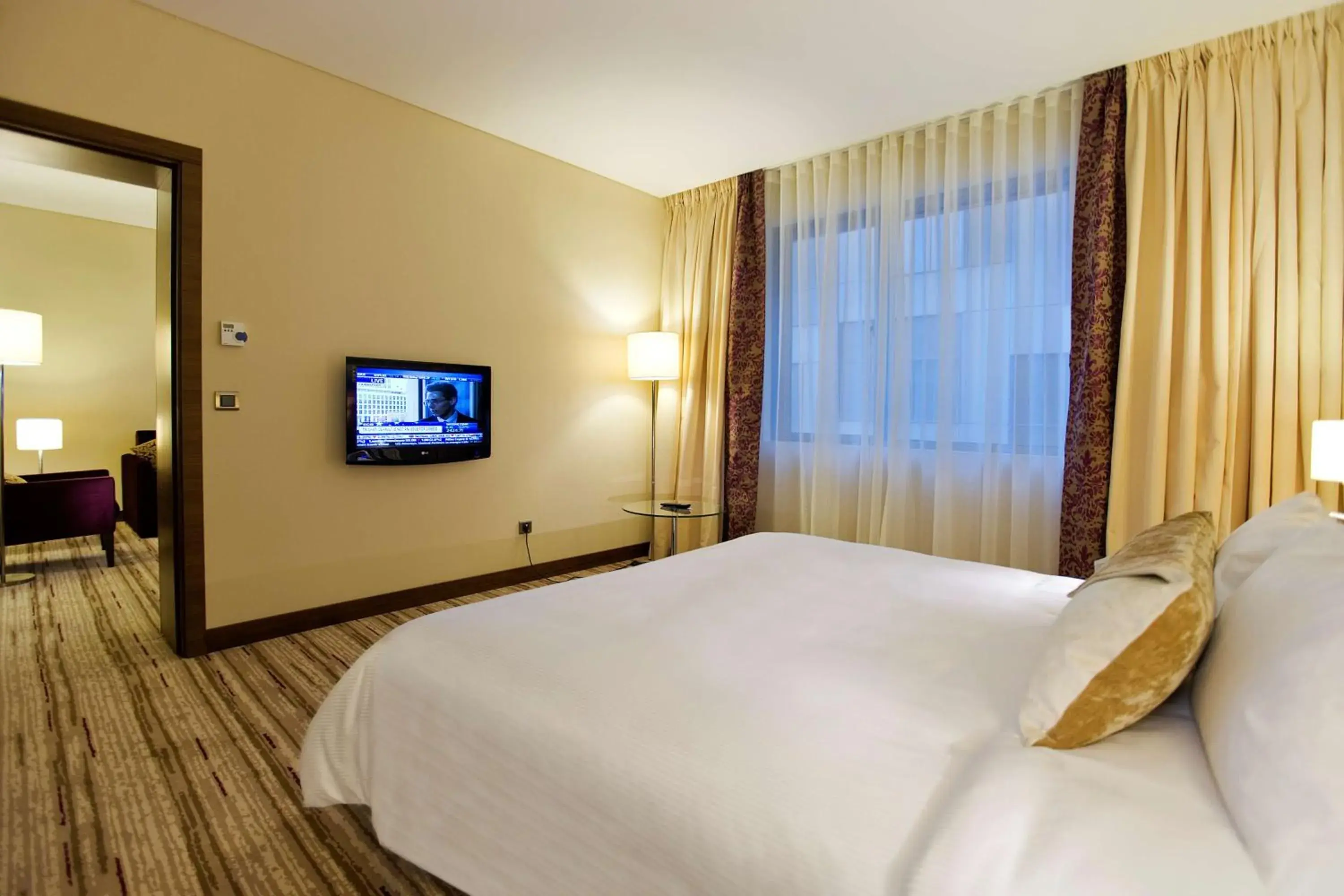 Bedroom, Bed in Hilton Garden Inn Kutahya Bedroom, Bed in Hilton Garden Inn Kutahya