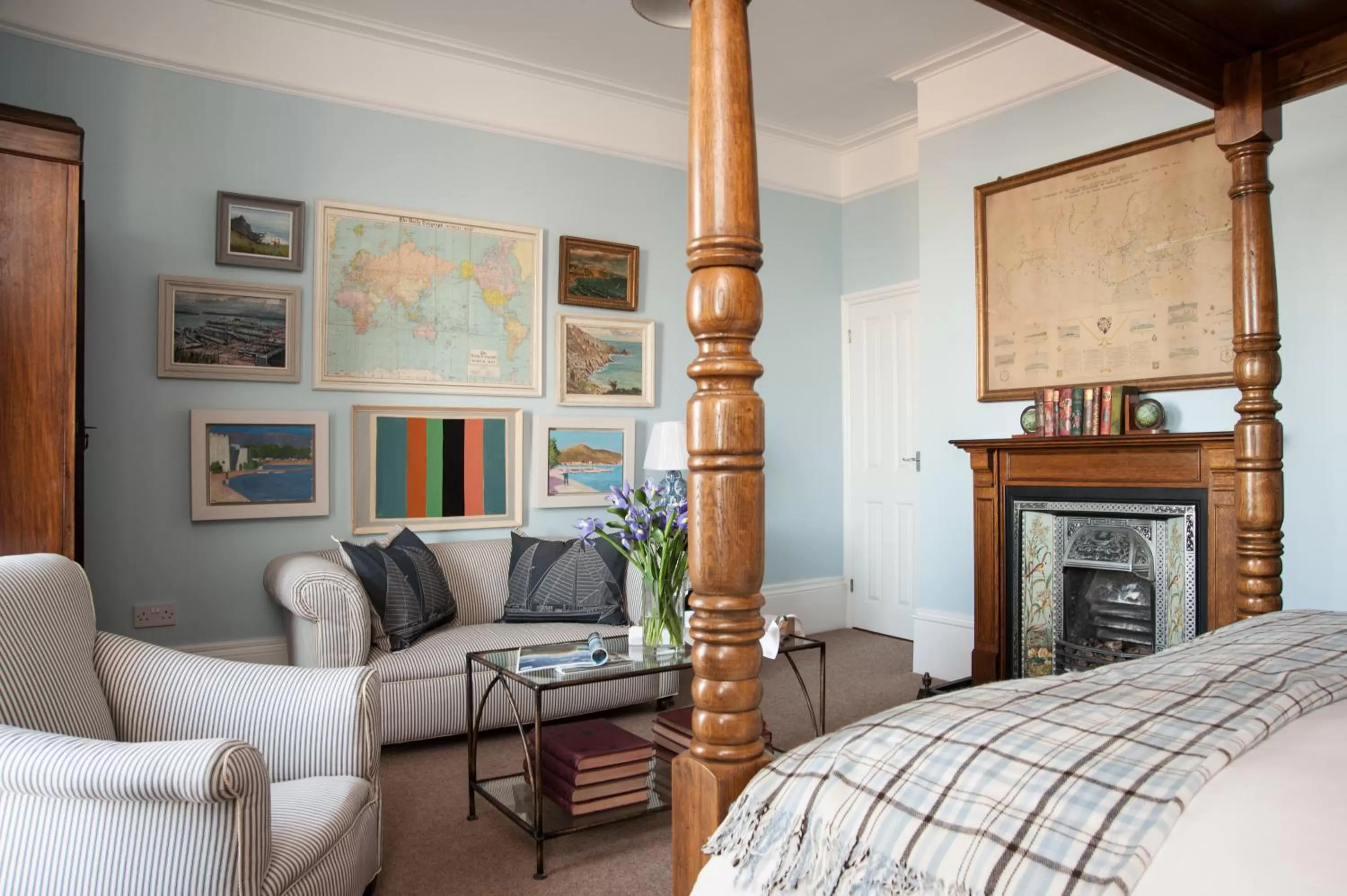 Bedroom in The Royal Harbour Hotel