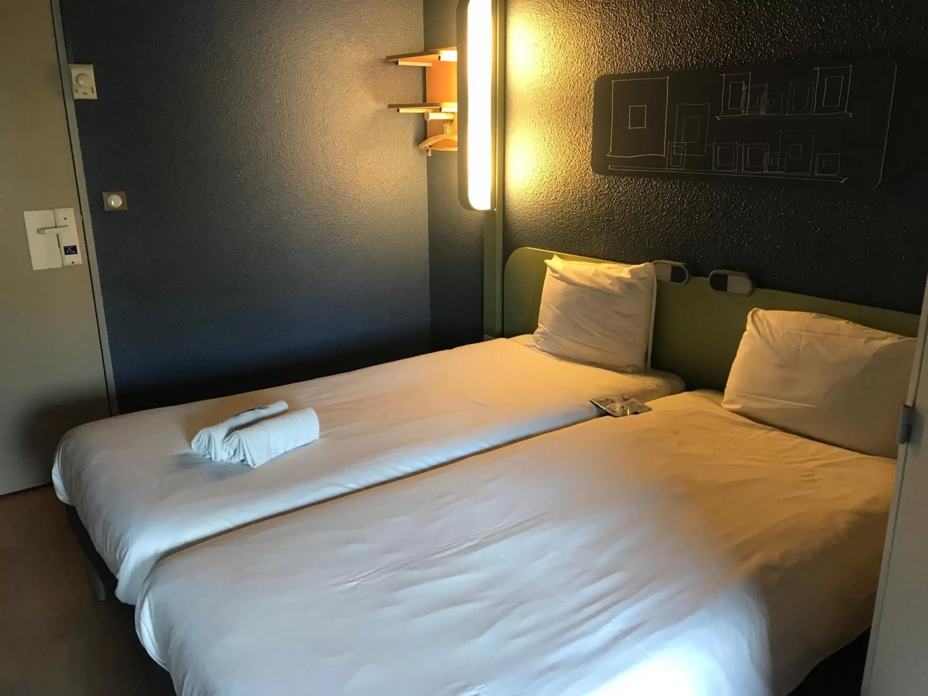 Bed in ibis budget Arles Sud Fourchon