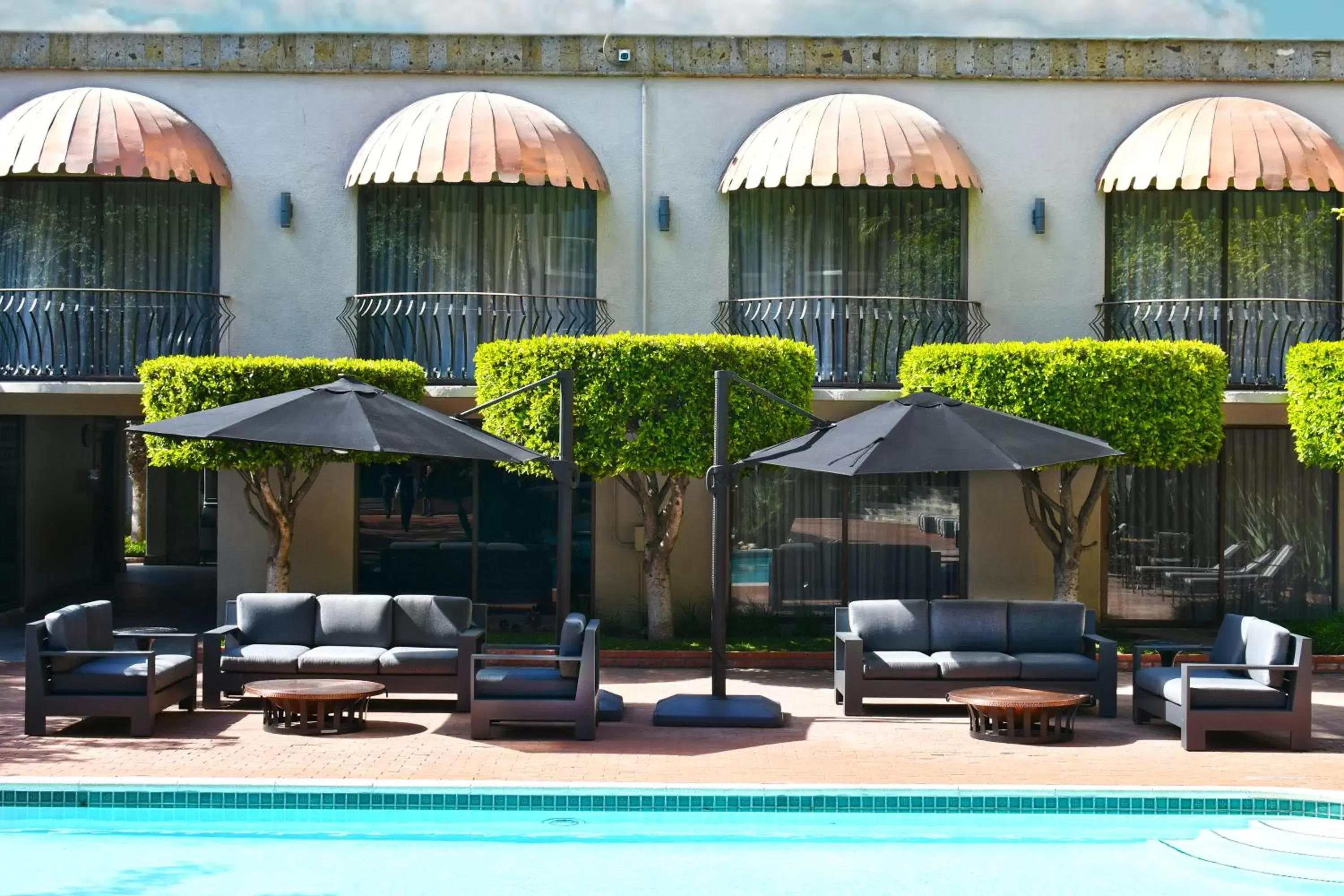 Swimming Pool in Hotel Lucerna Tijuana