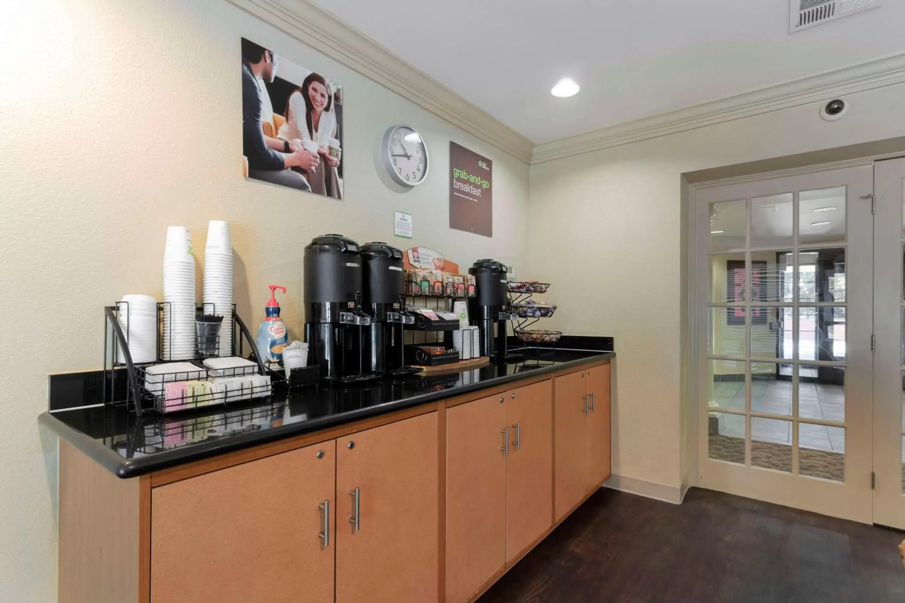 Lobby or reception in Extended Stay America Suites - Oakland - Alameda Airport