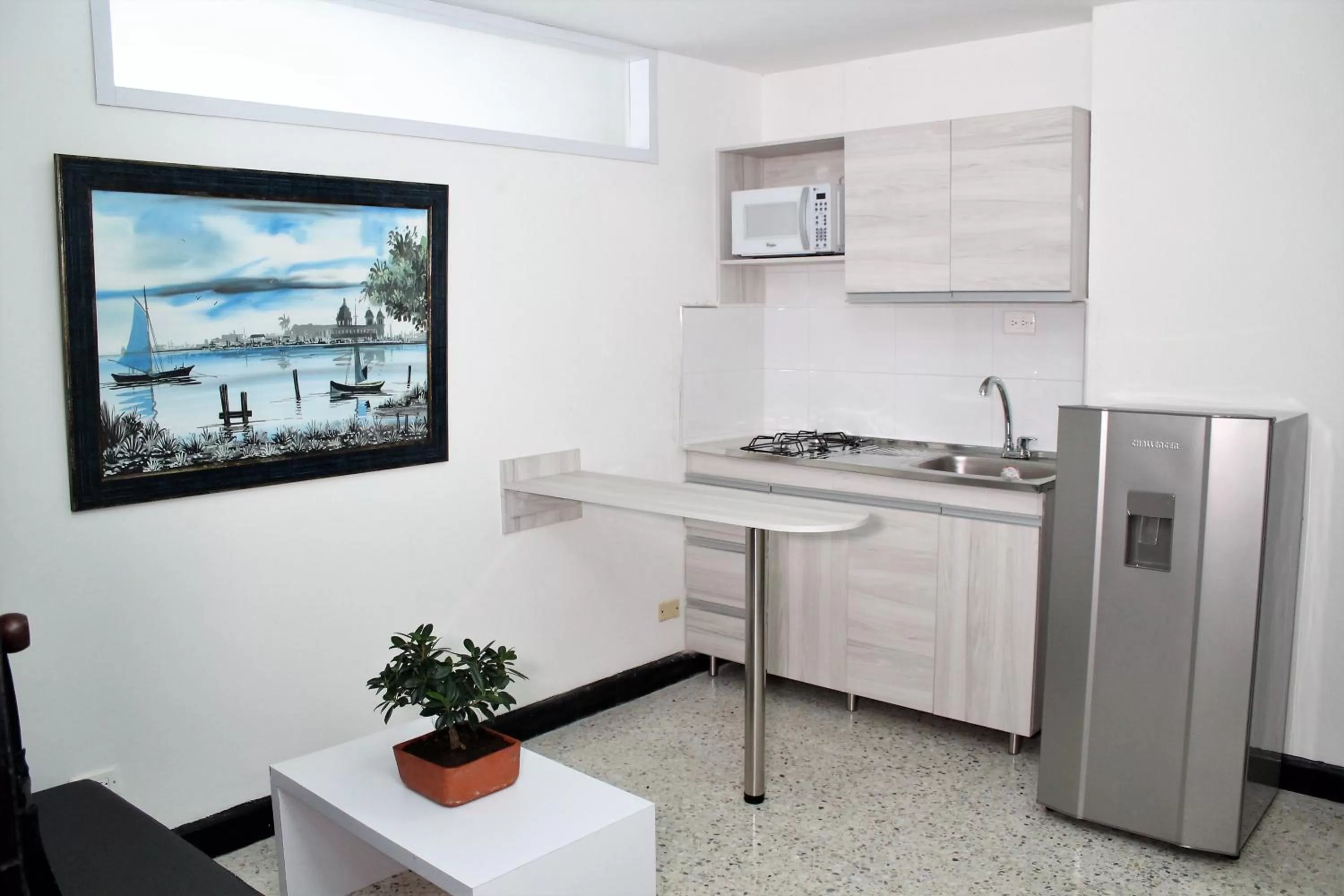 Kitchen or kitchenette in Eslait Hotel & Apartamentos