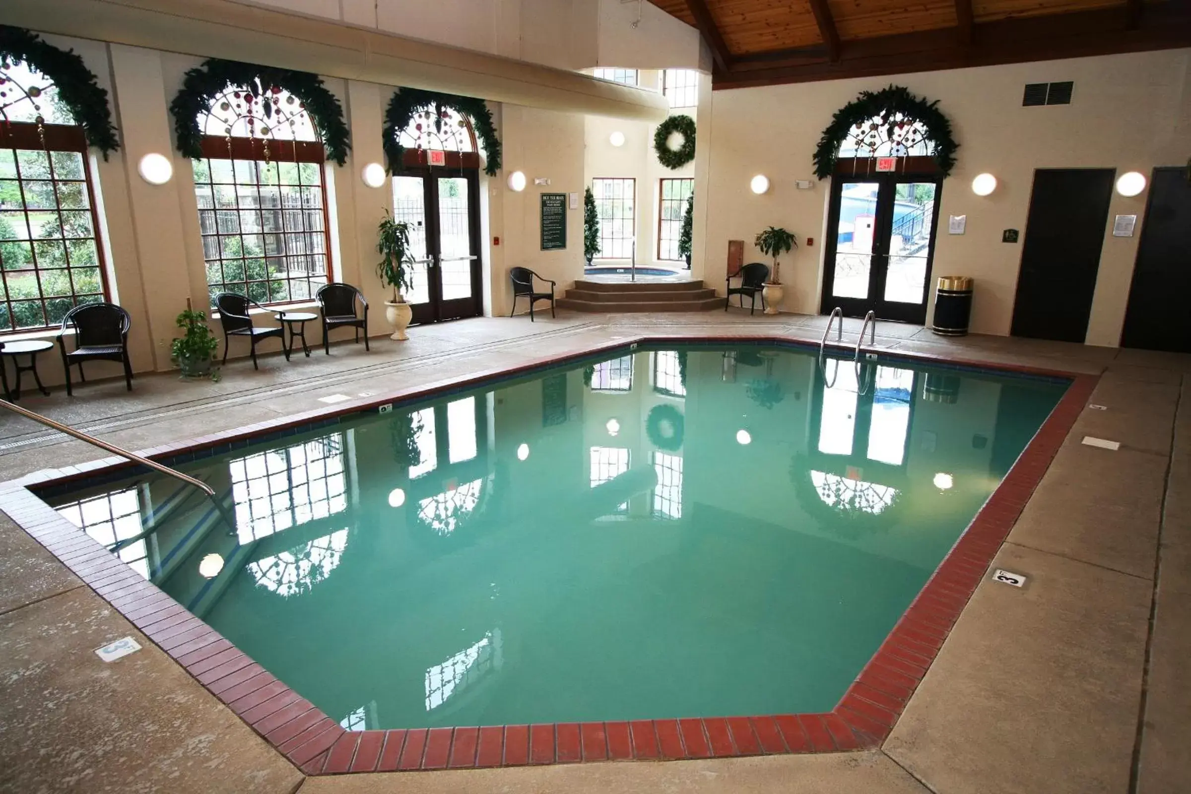 On site, Swimming Pool in The Inn at Christmas Place