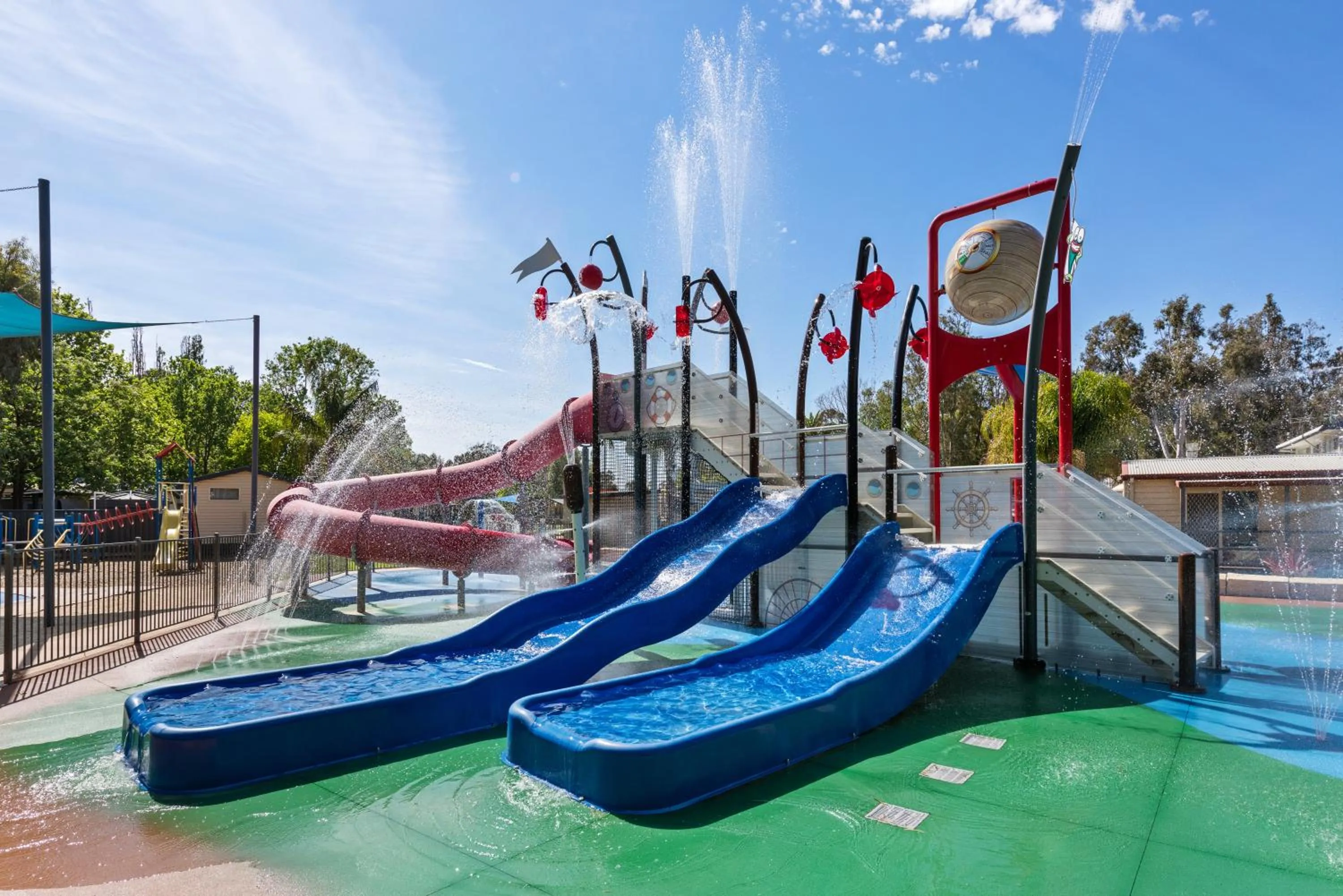 Aqua park in Discovery Parks - Maidens Inn Moama