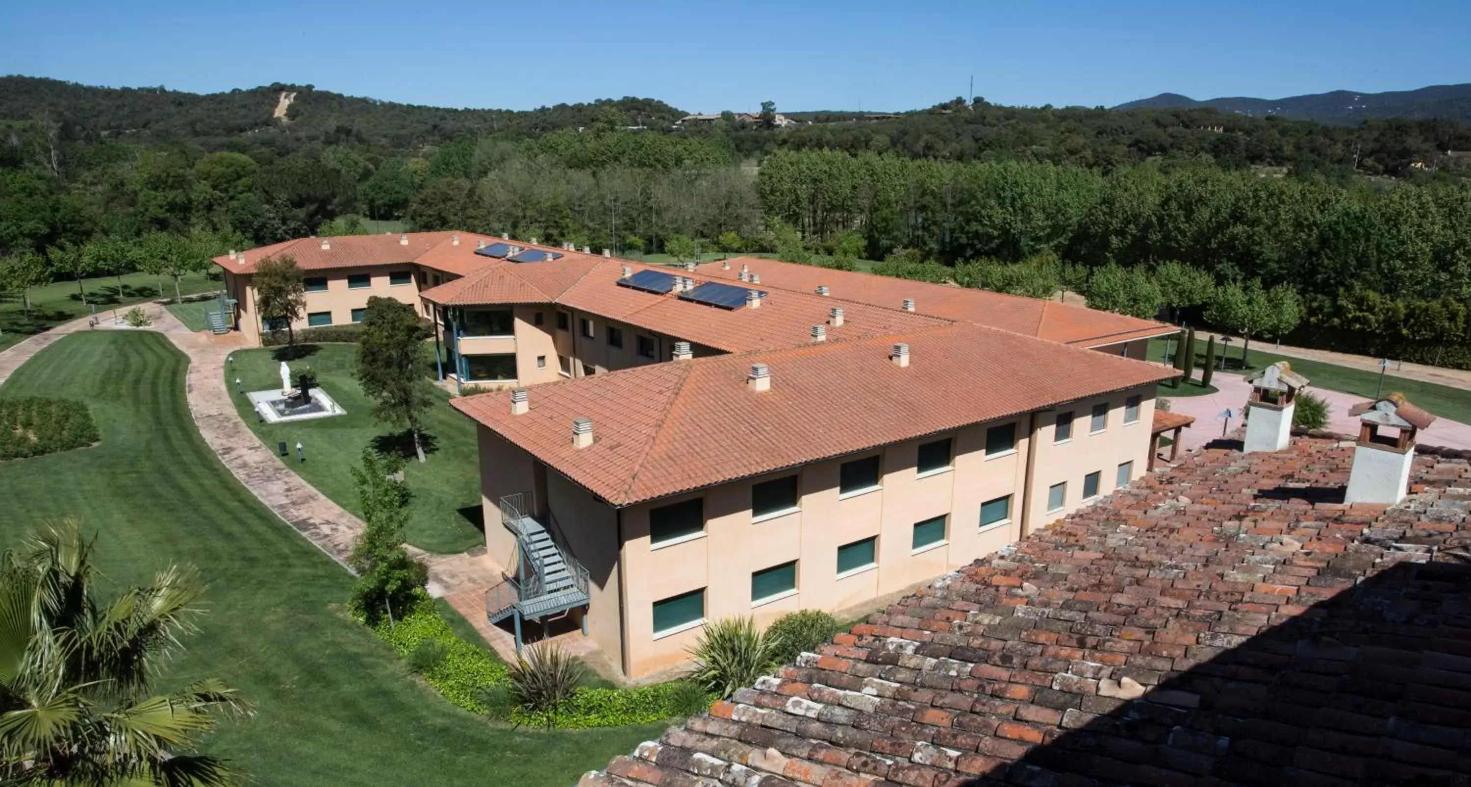 Property building, Bird's-eye View in Casa Santa Elena