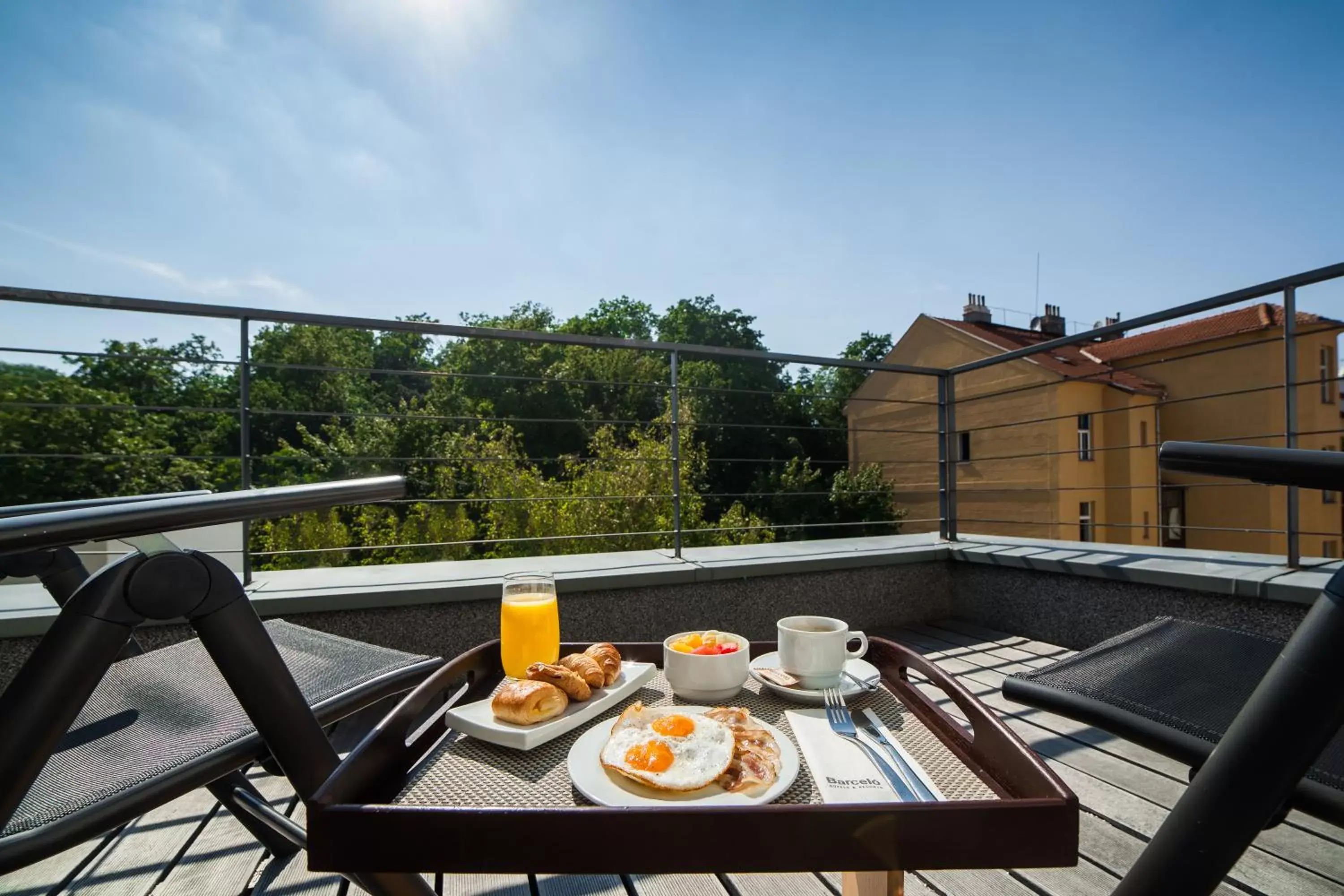 Balcony/Terrace in Occidental Praha Five