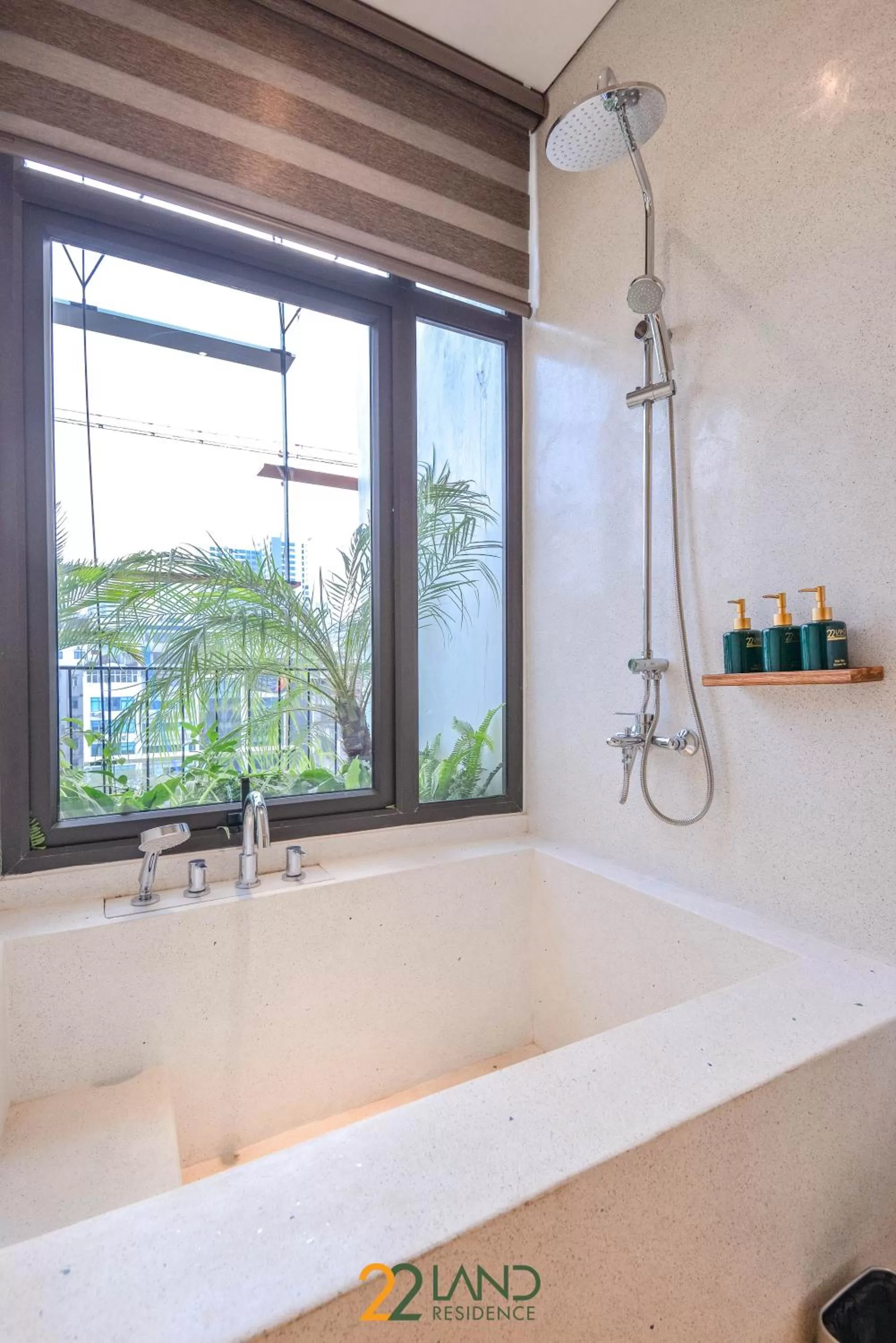 Hot Tub in 22Land Hotel & Residence