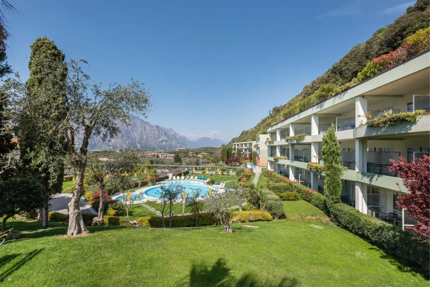 Garden, Pool View in Majestic Palace