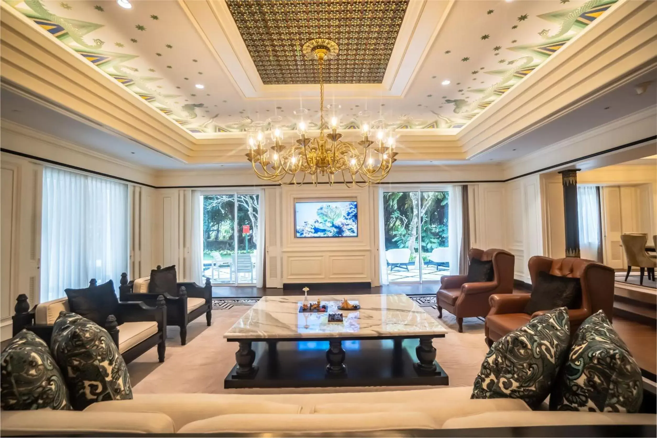 Living room in InterContinental Bali Resort, an IHG Hotel