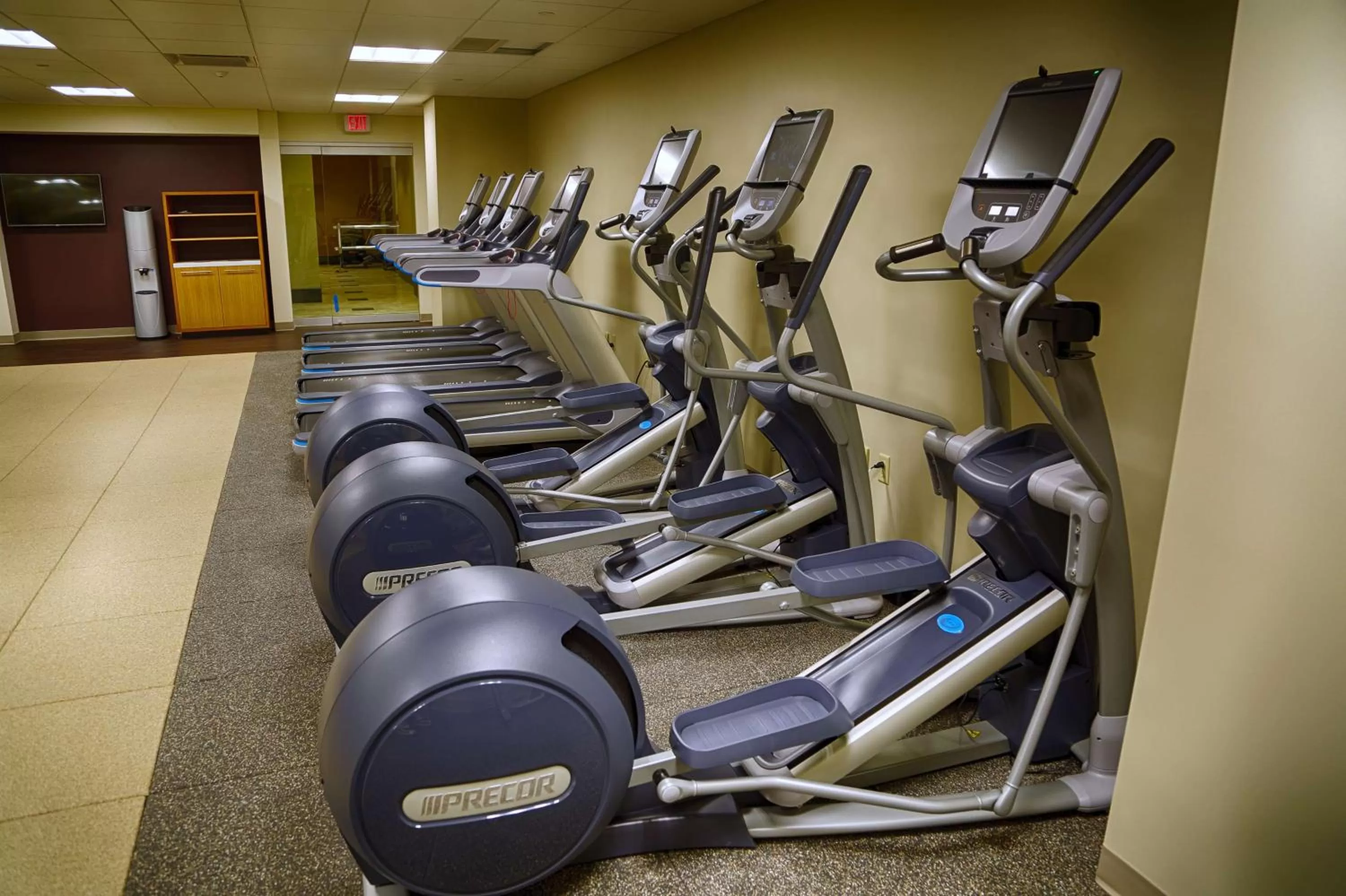 Fitness centre/facilities in DoubleTree by Hilton Lawrenceburg