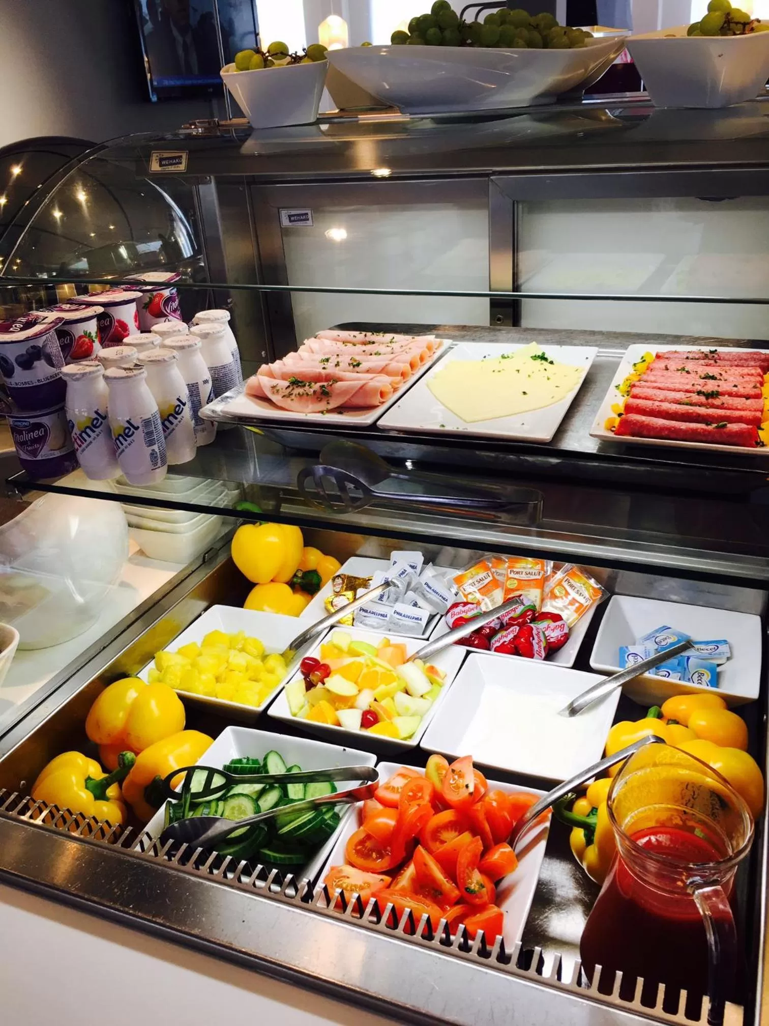 Buffet breakfast in BEST WESTERN Hotel Brussels South