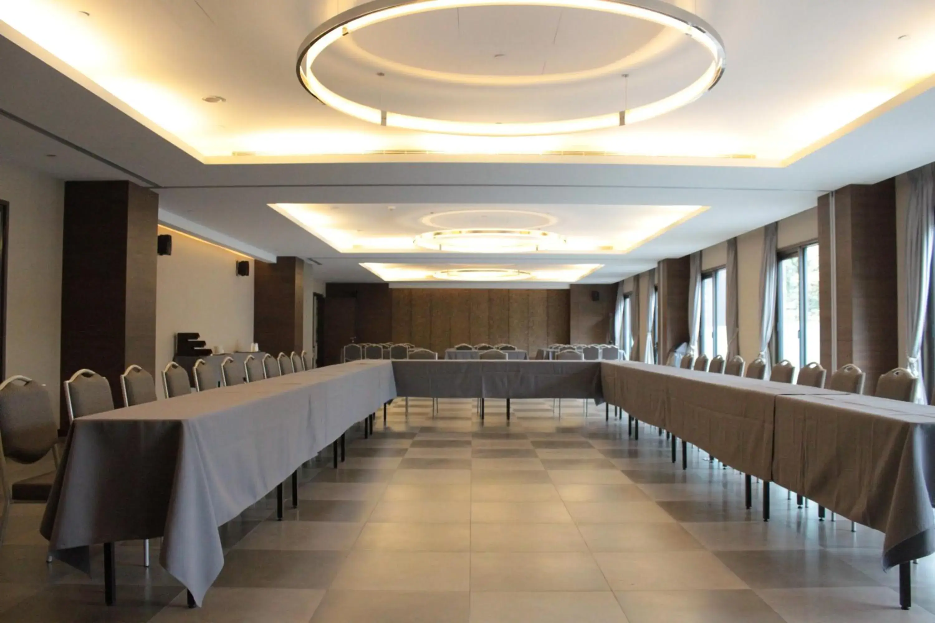 Meeting/conference room, Banquet Facilities in Great Roots Forestry Spa Resort