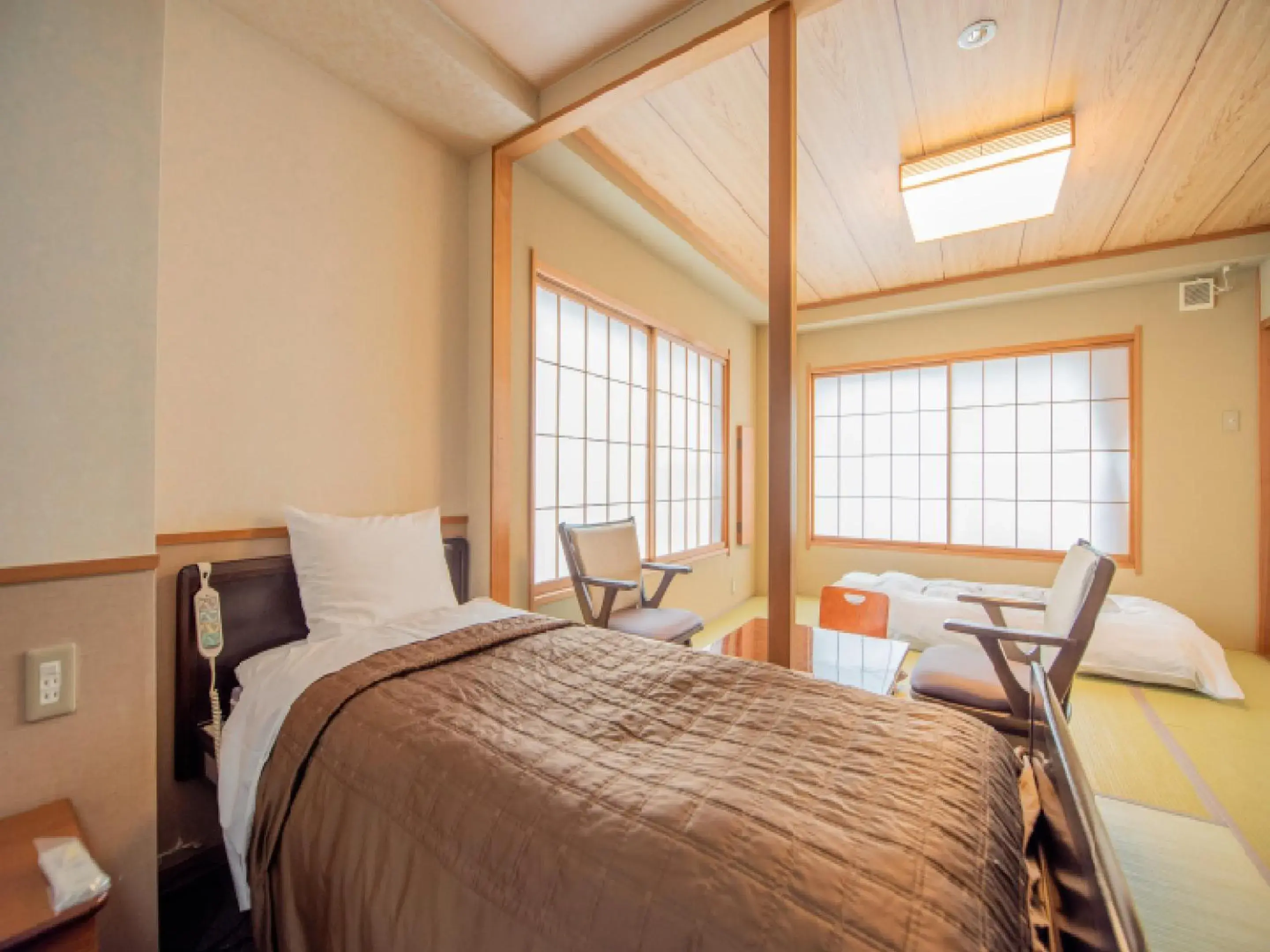 Bedroom, Bed in Ryokan Hakura