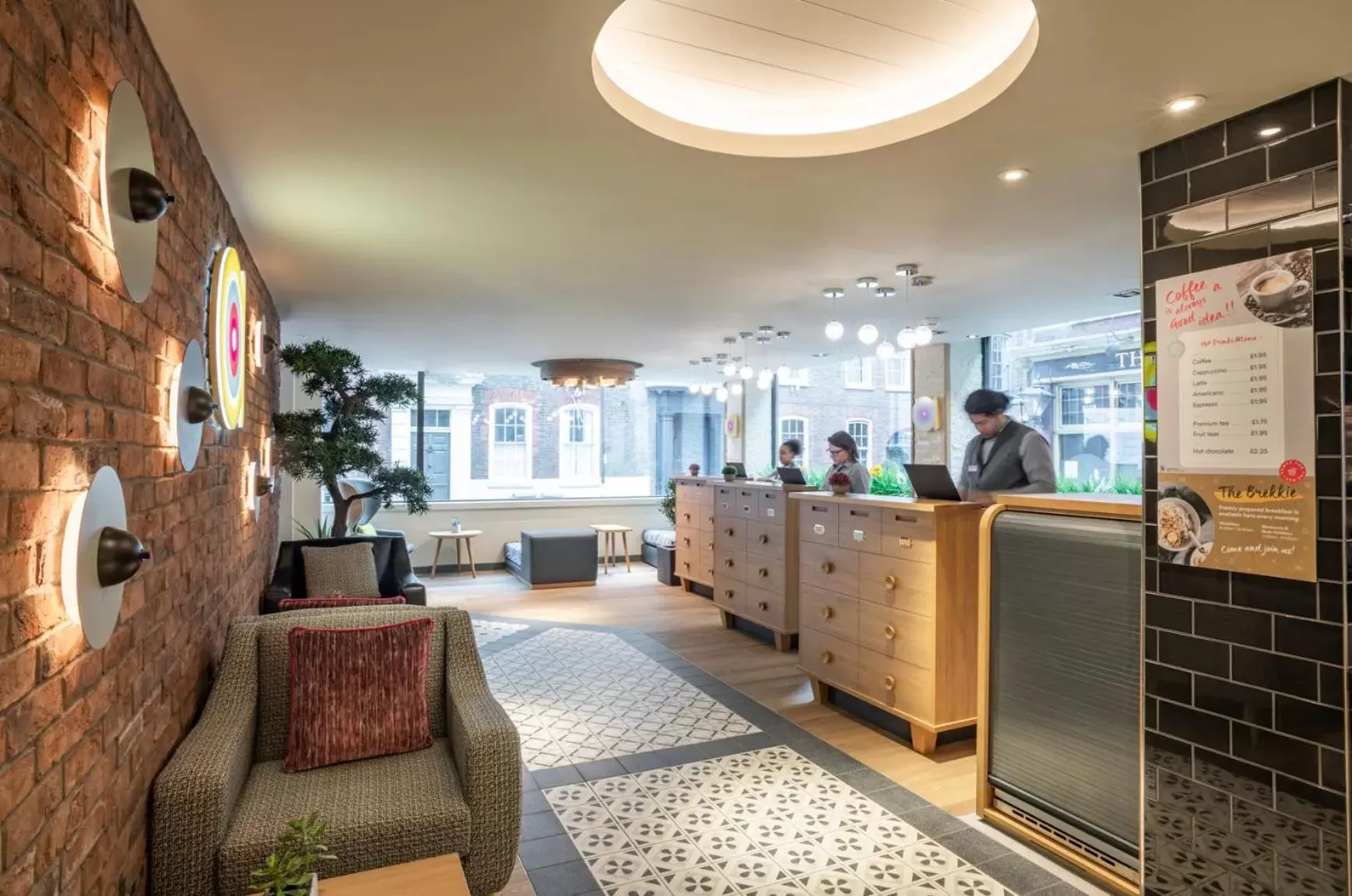 Staff, Lobby/Reception in Point A London Liverpool Street