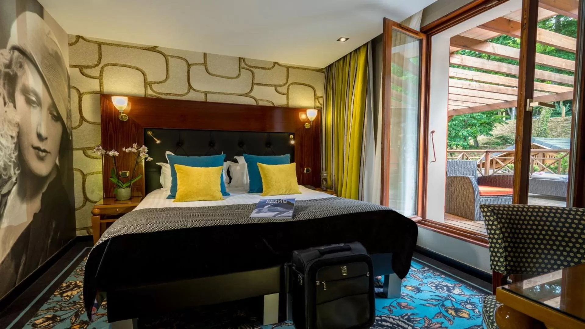 Bedroom, Bed in Les Trésoms Lake and Spa Resort