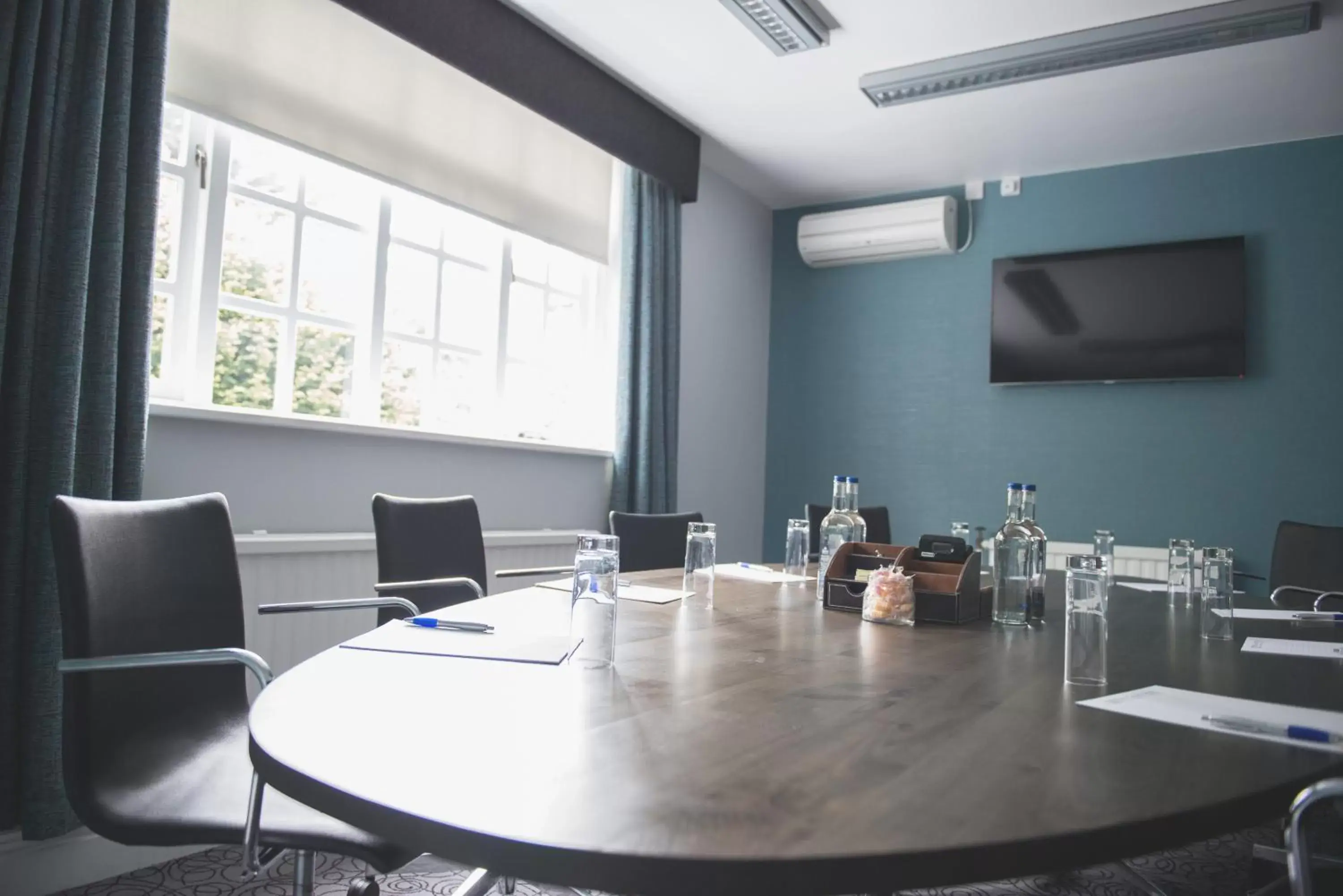 Meeting/conference room in Mere Court Hotel