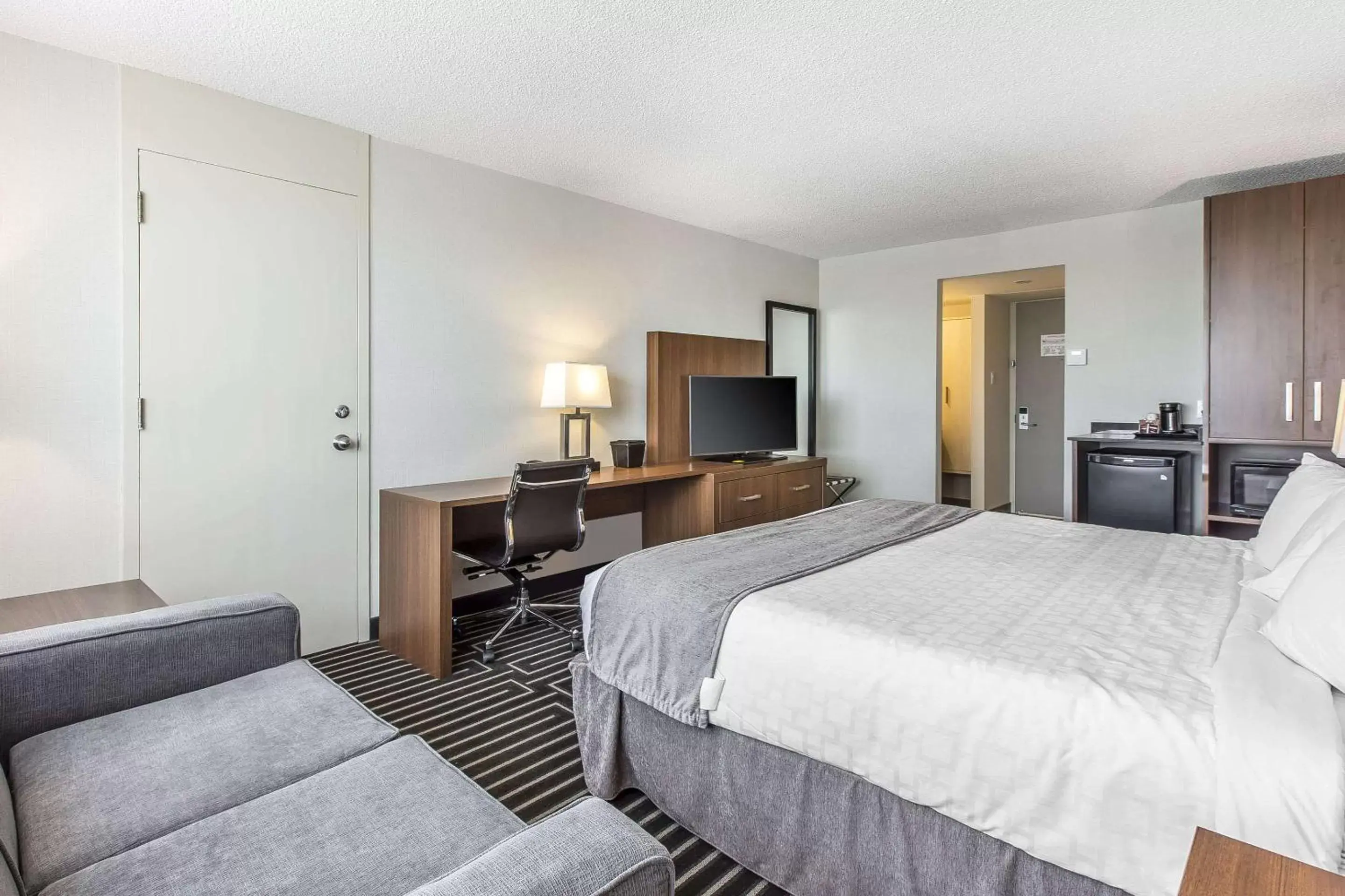 Photo of the whole room, Bed in Quality Inn Photo of the whole room, Bed in Quality Inn