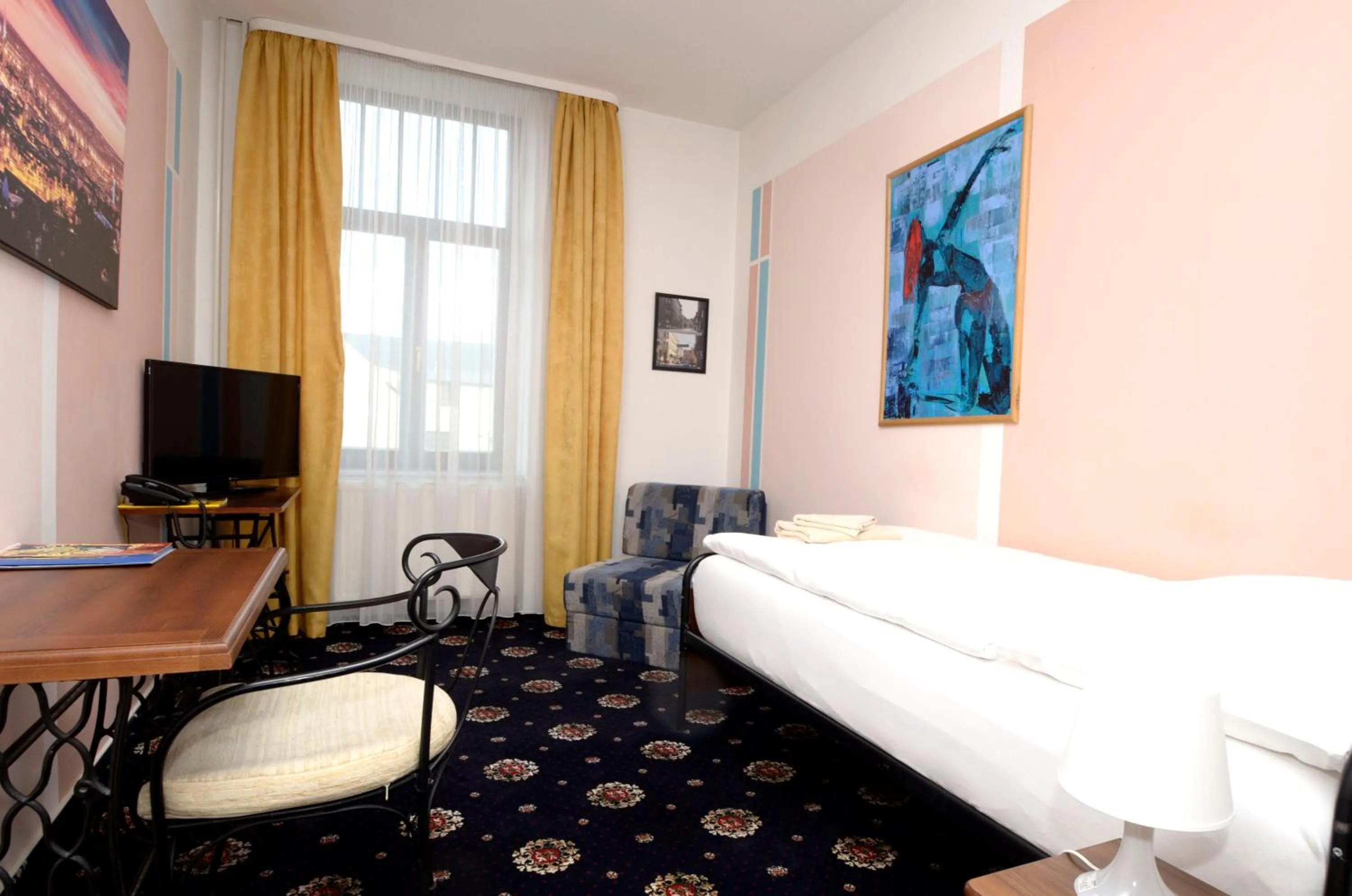 Bed in Brioni Boutique Hotel 4*