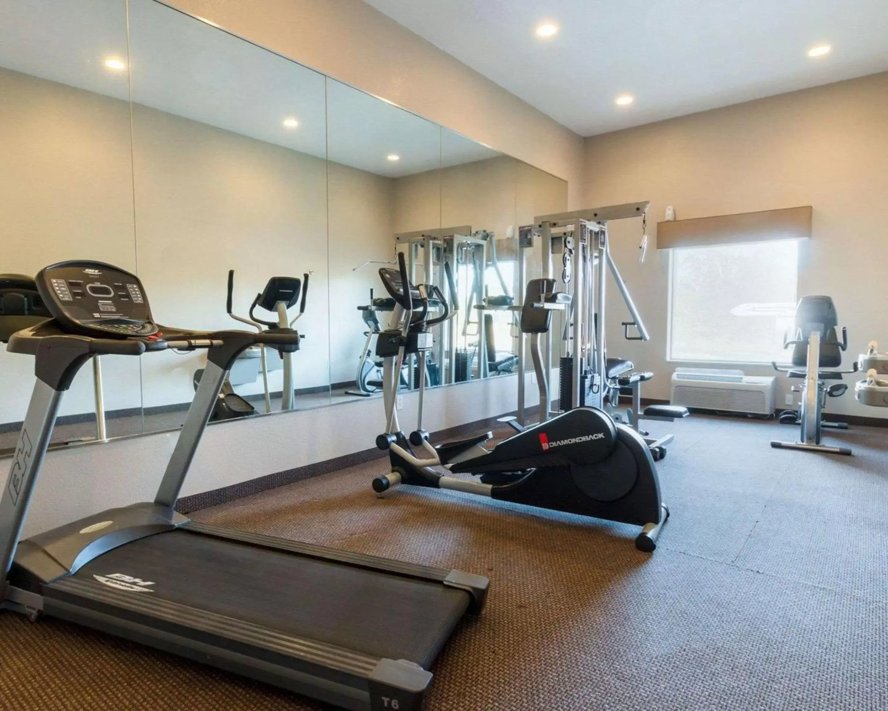 Fitness centre/facilities, Fitness Center/Facilities in Quality Inn and Suites Groesbeck