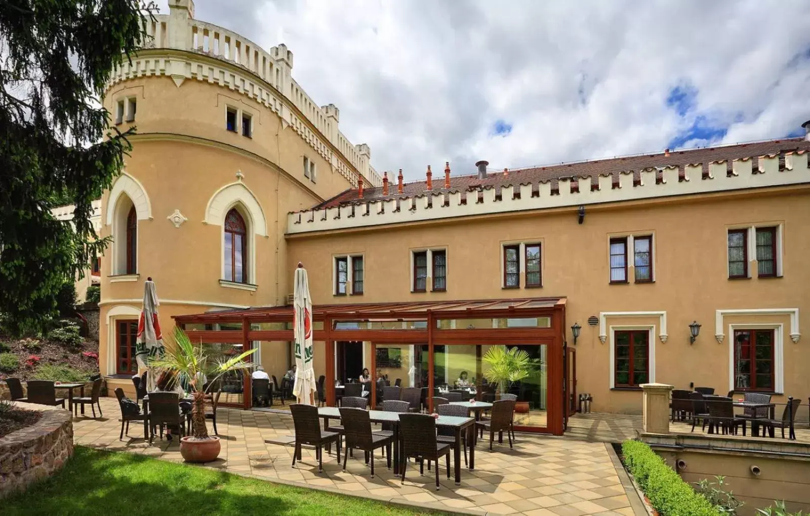 Balcony/Terrace, Property Building in Chateau St. Havel - Wellness Hotel