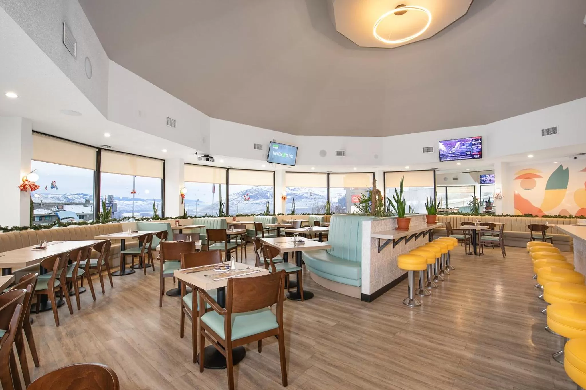 Restaurant/places to eat in Ramada by Wyndham Kamloops