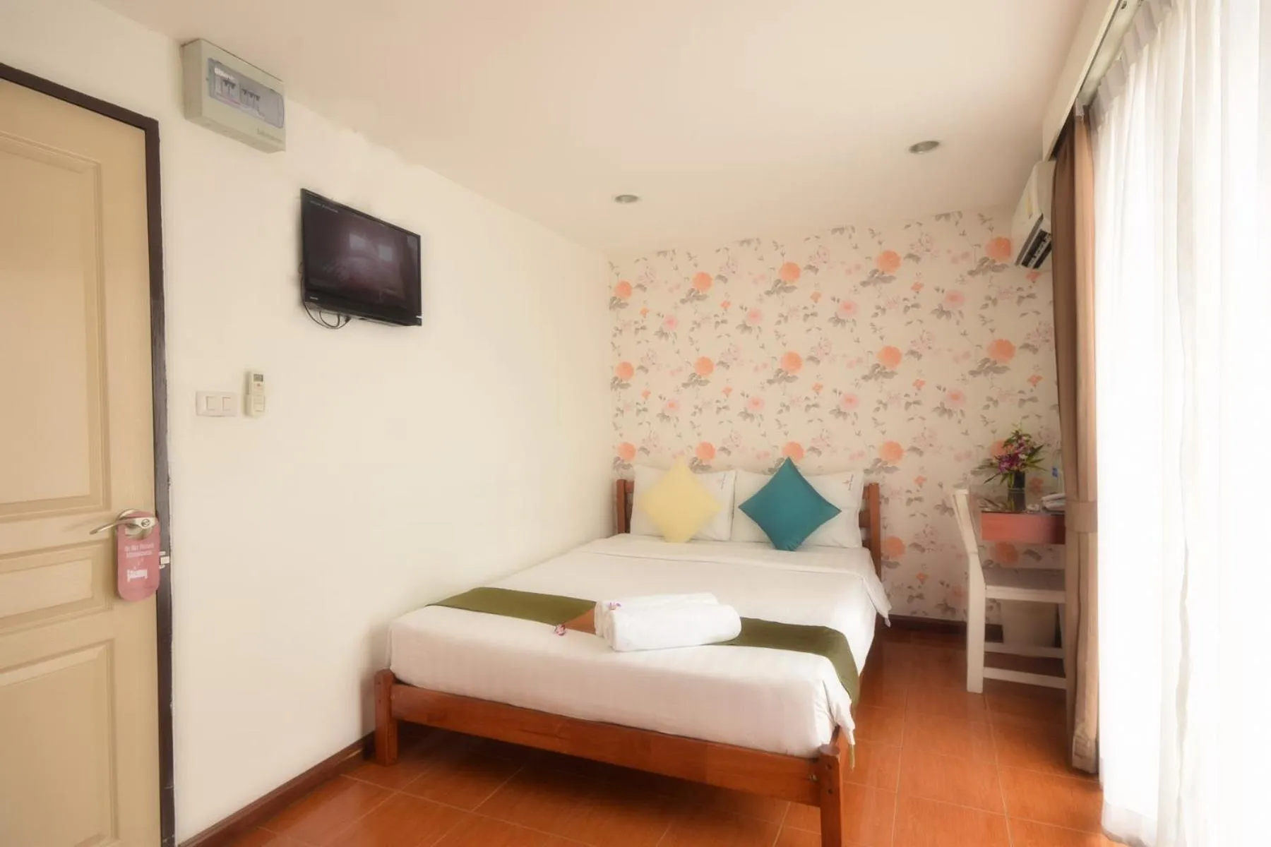 Bed in Blissotel Ratchada