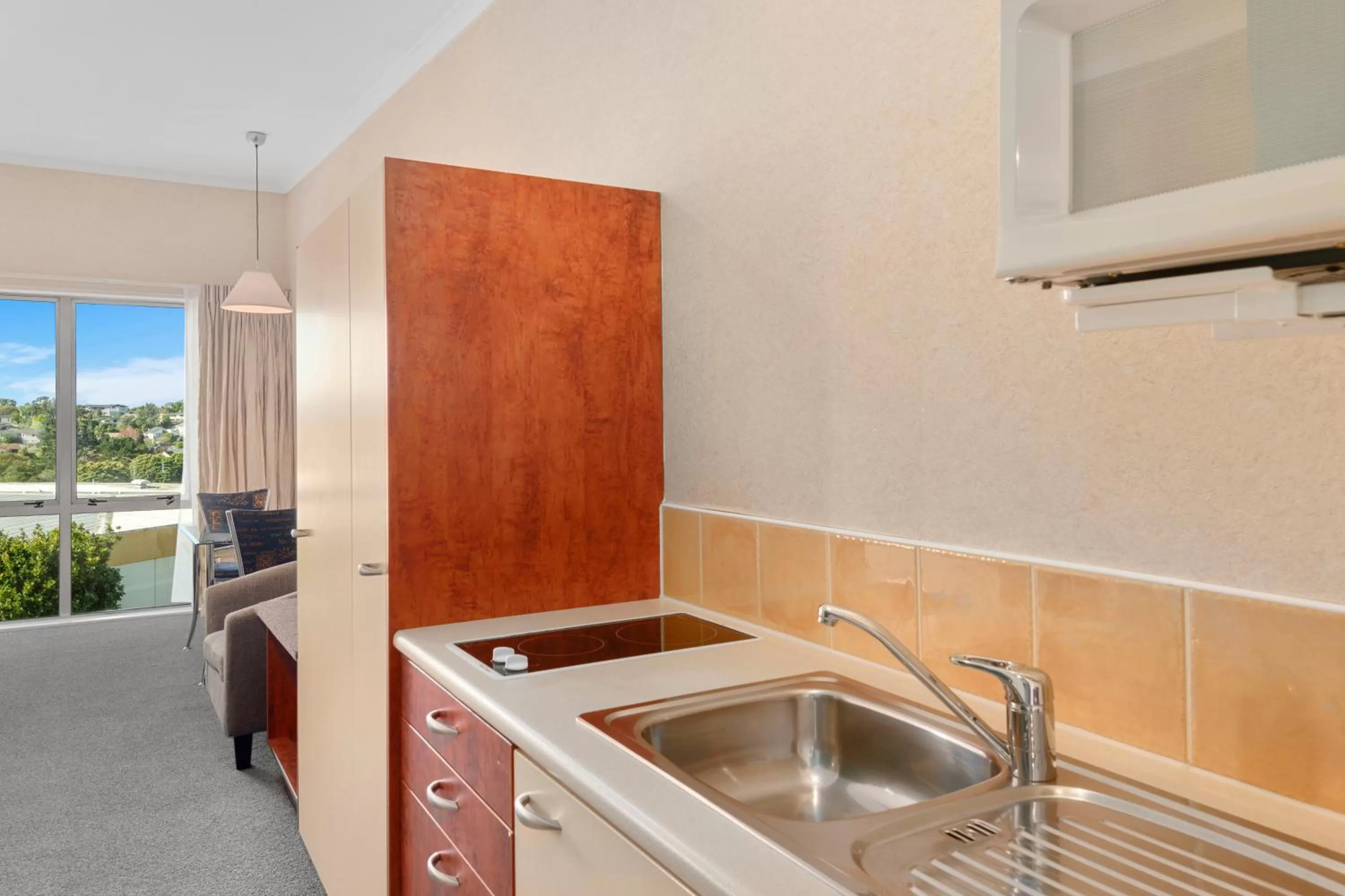 Coffee/tea facilities in Aristotles North Shore