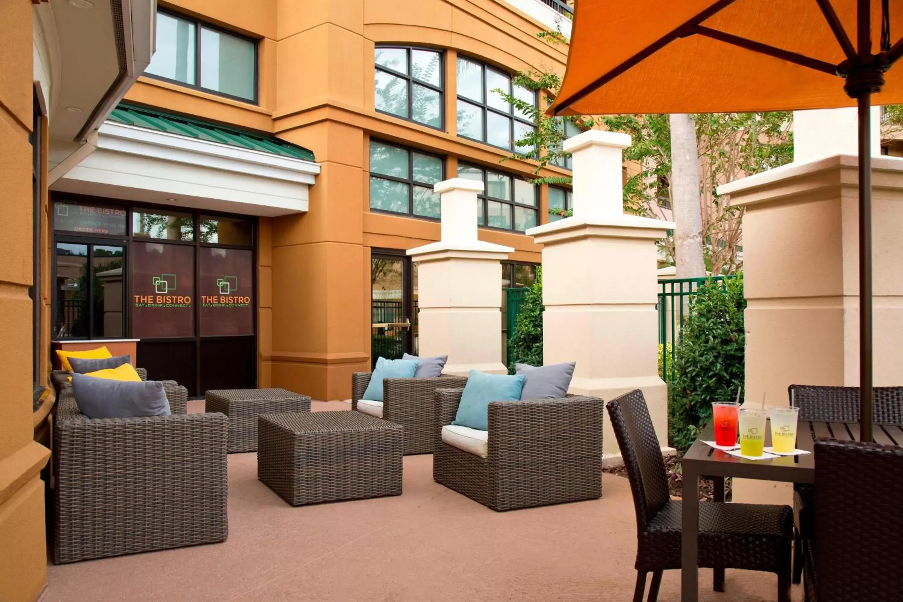 Restaurant/Places to Eat in Courtyard by Marriott Orlando Lake Buena Vista in the Marriott Village