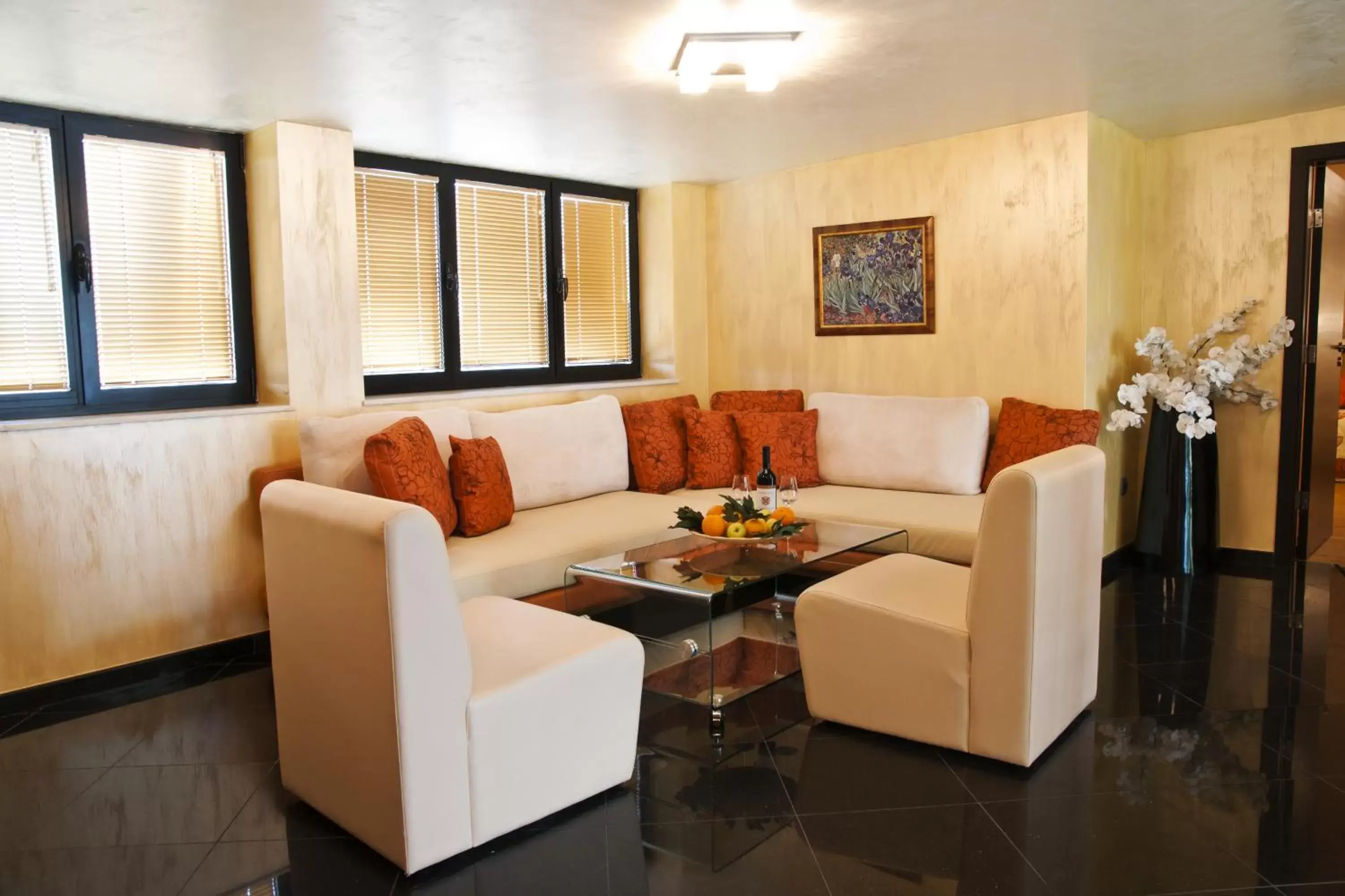 Living room, Seating Area in Efbet Hotel