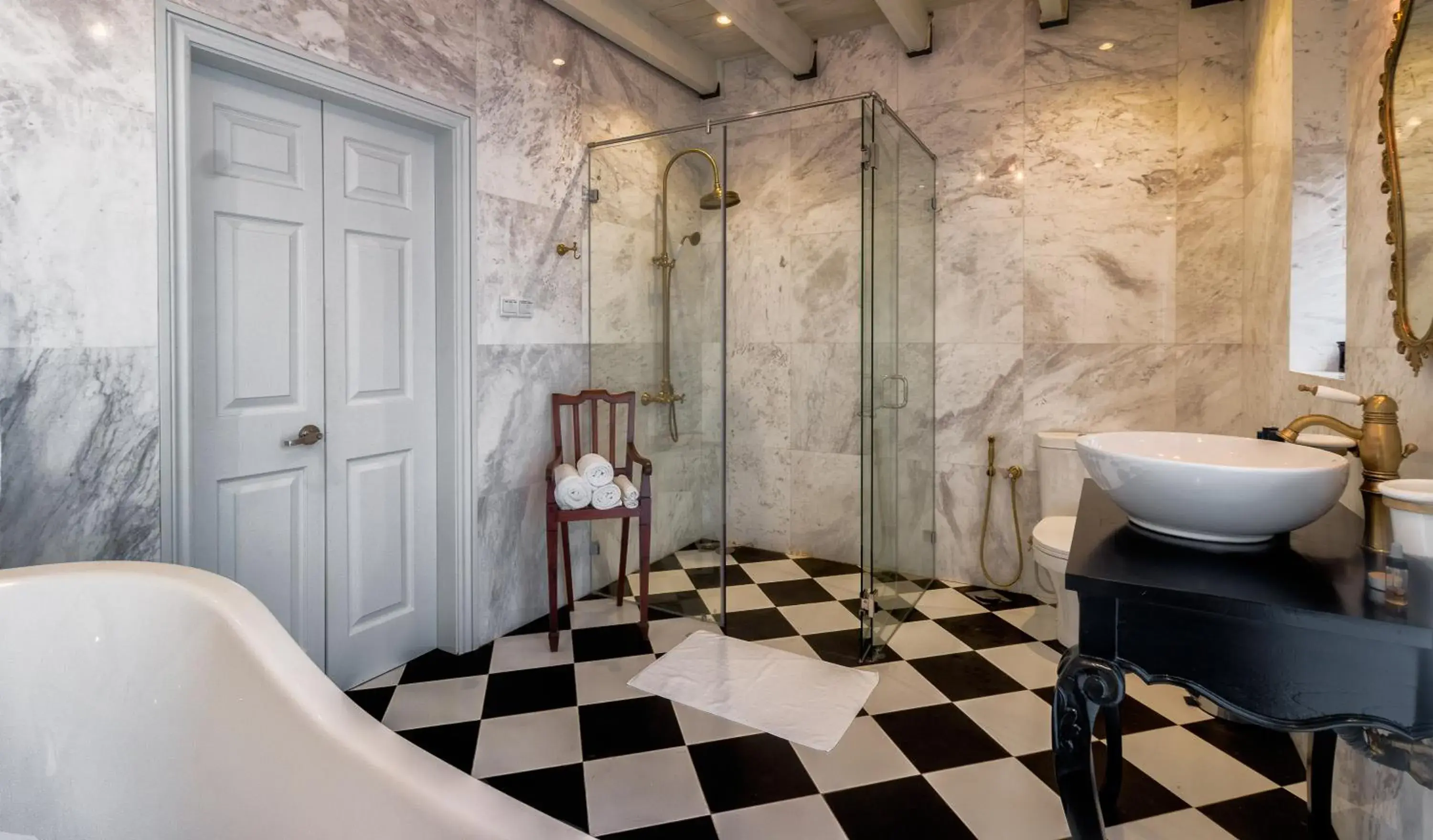 Bathroom in Kent Cottage