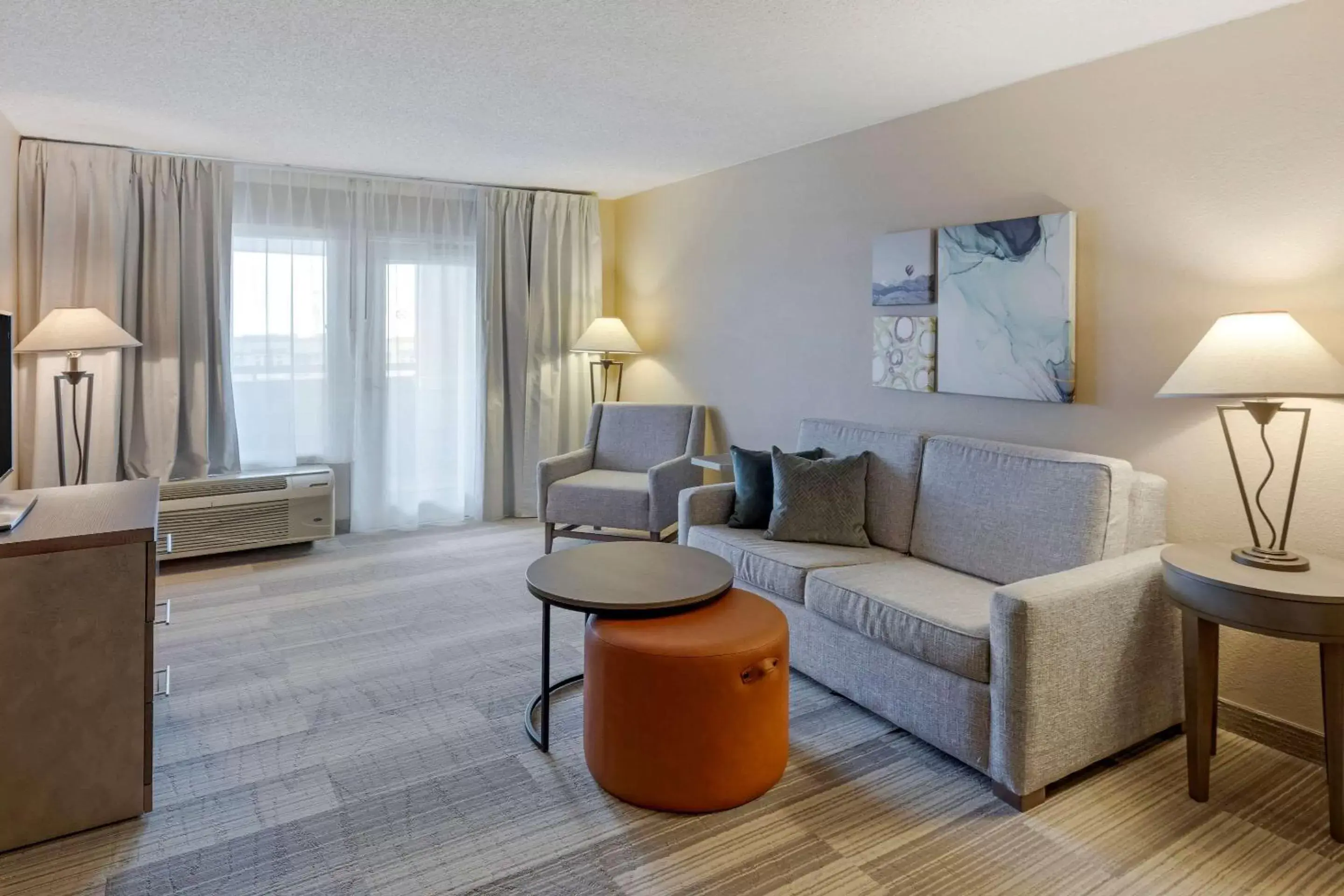 Bedroom, Seating Area in Comfort Inn & Suites Boulder