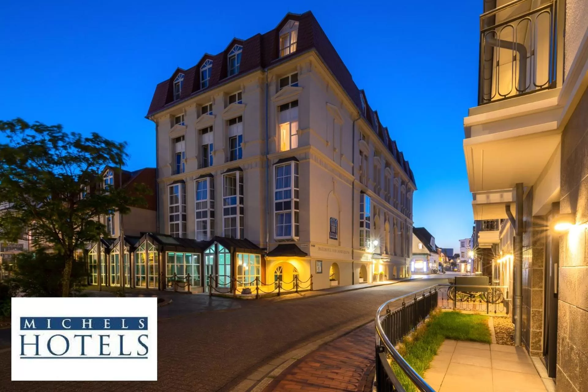 Property building in Michels Inselhotel Vier Jahreszeiten