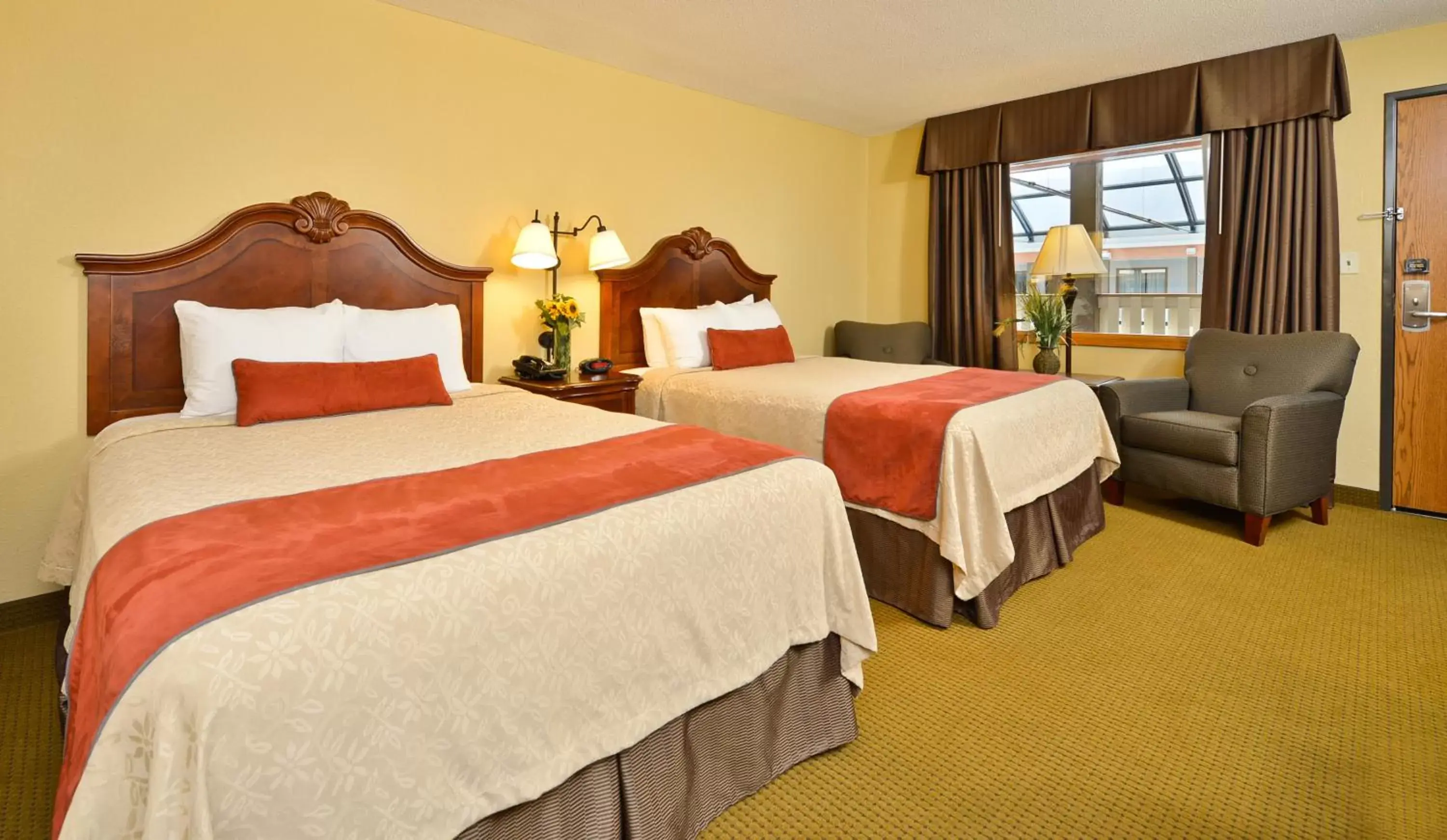 Queen Room with Two Queen Beds in Best Western Plus Dubuque Hotel and Conference Center