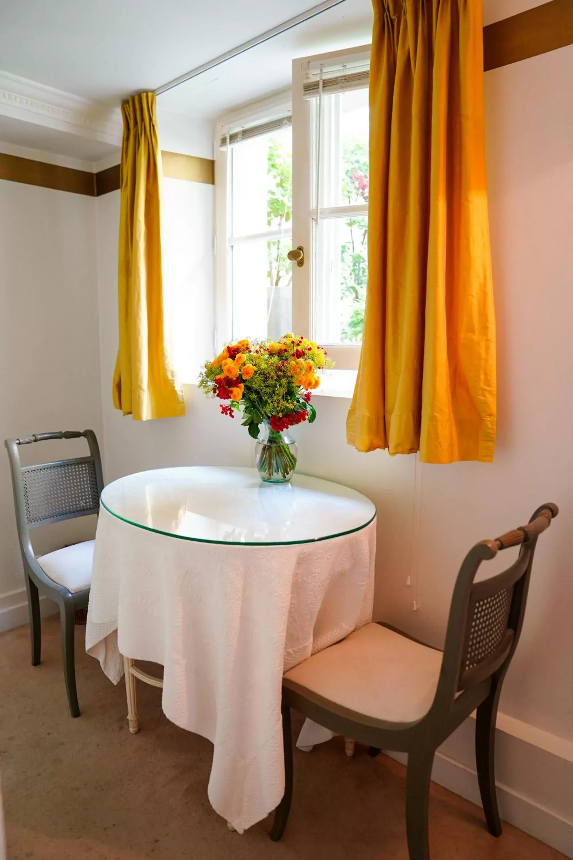 Dining Area in Villa Escudier