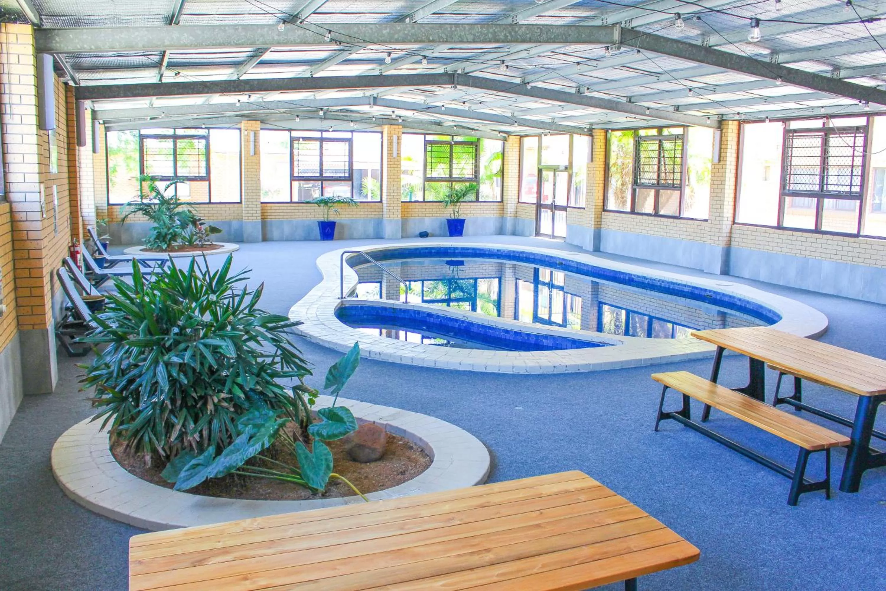 Swimming pool in Boomerang Hotel