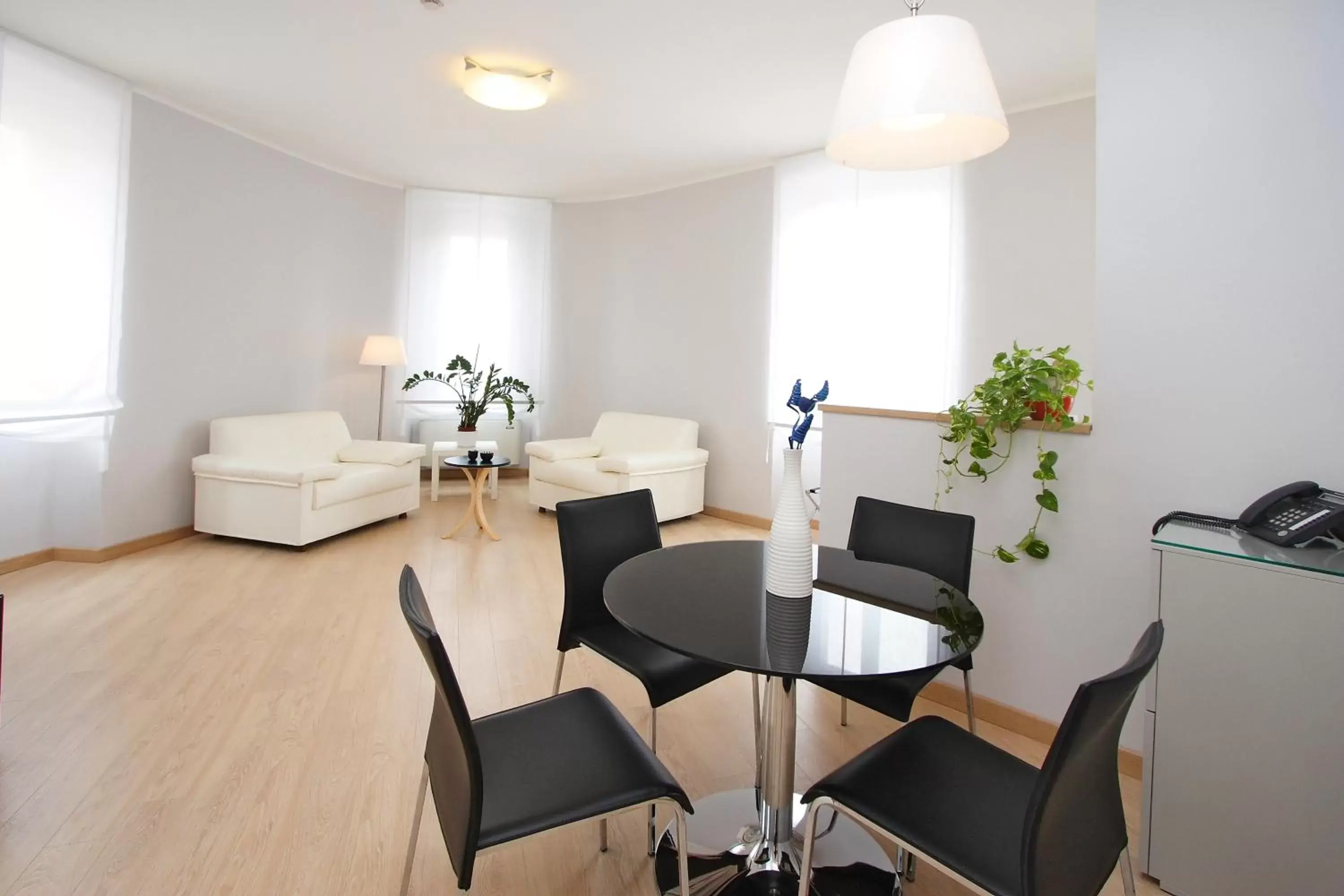 Living room, Dining Area in Hotel Roma