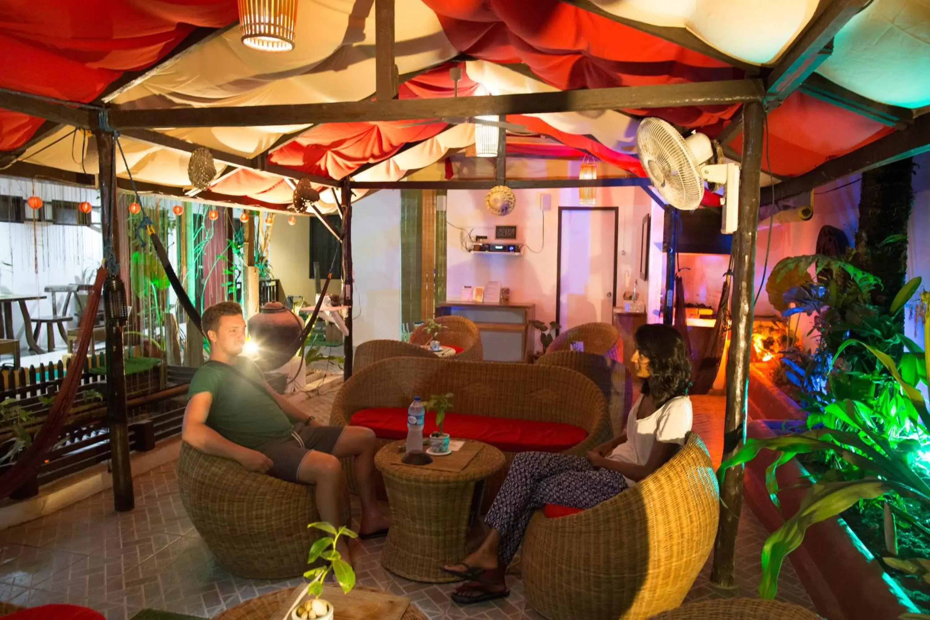 Lounge or bar in Bulskamp Inn Lounge or bar in Bulskamp Inn