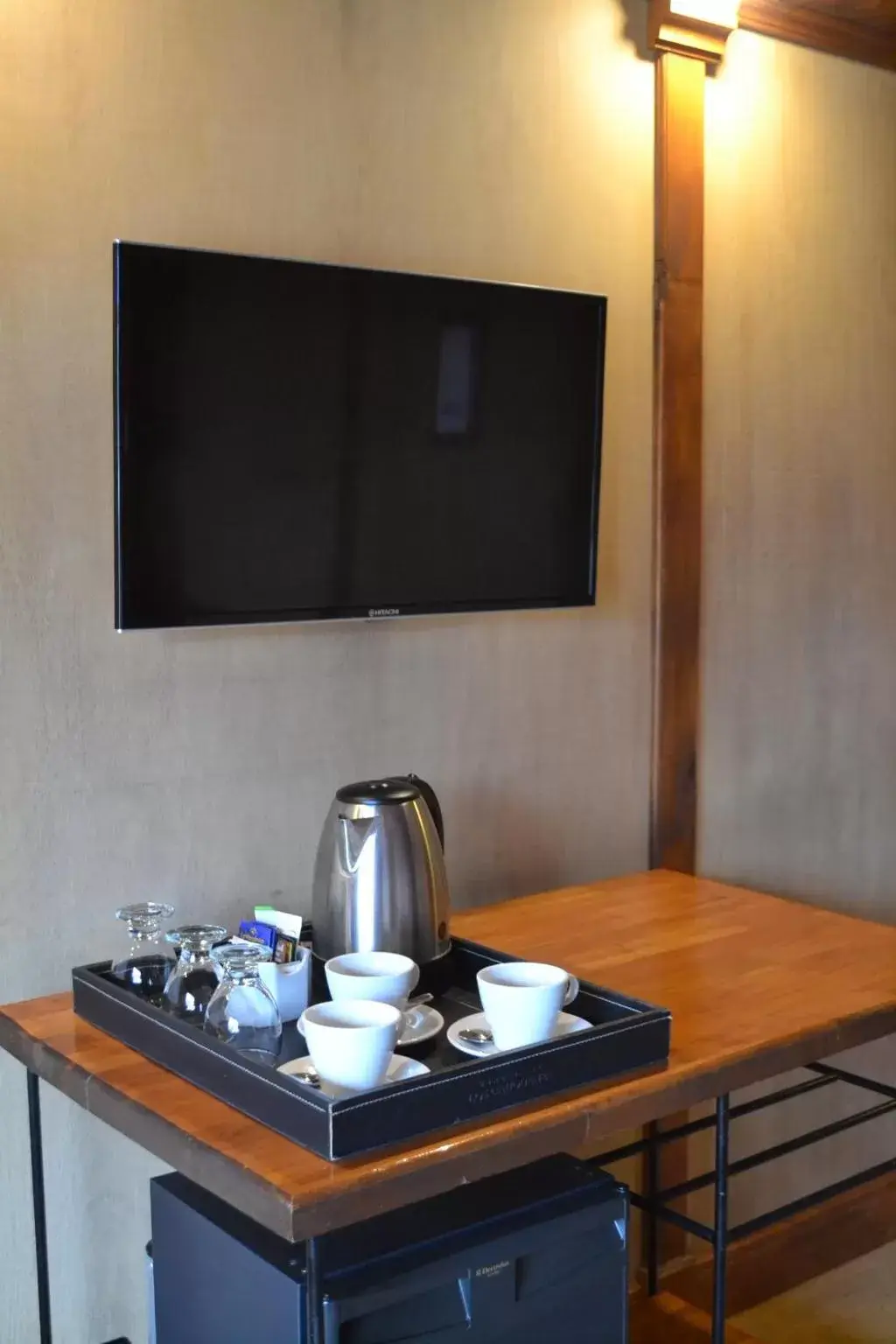 Coffee/tea facilities, TV/Entertainment Center in Hotel Los Ñires