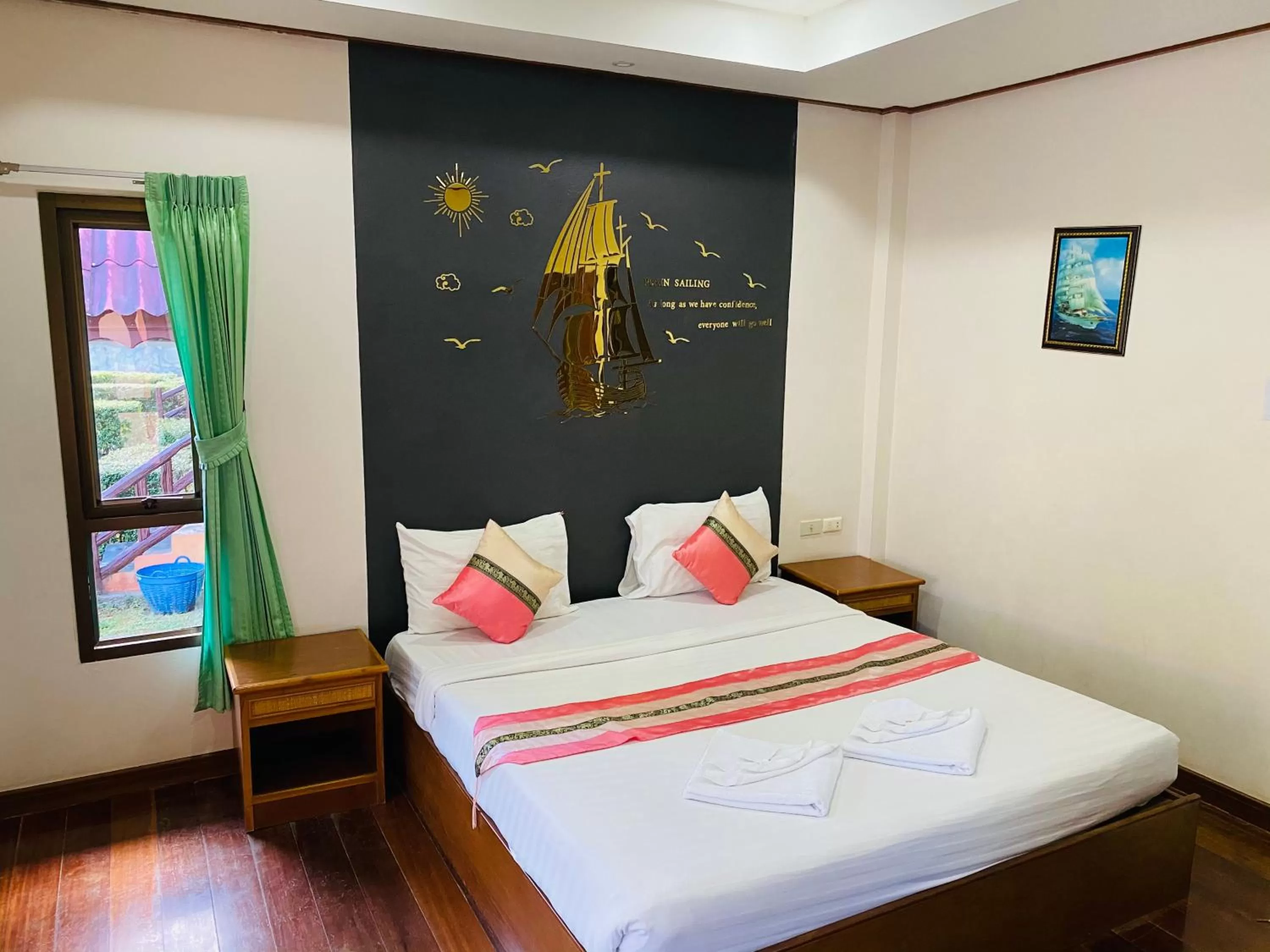 Photo of the whole room, Bed in Kaibae Hut Resort