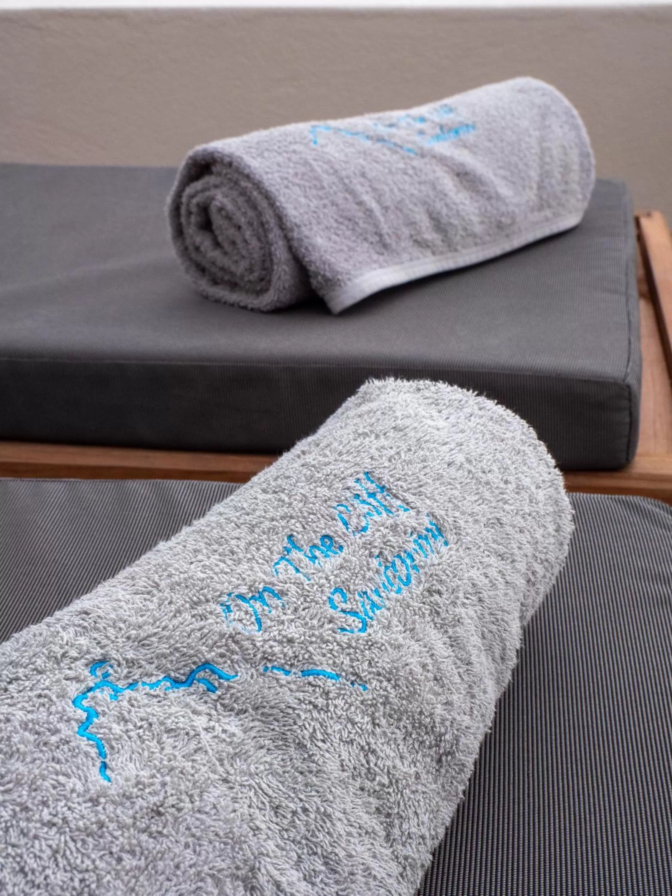 Caldera Cliff Illusion