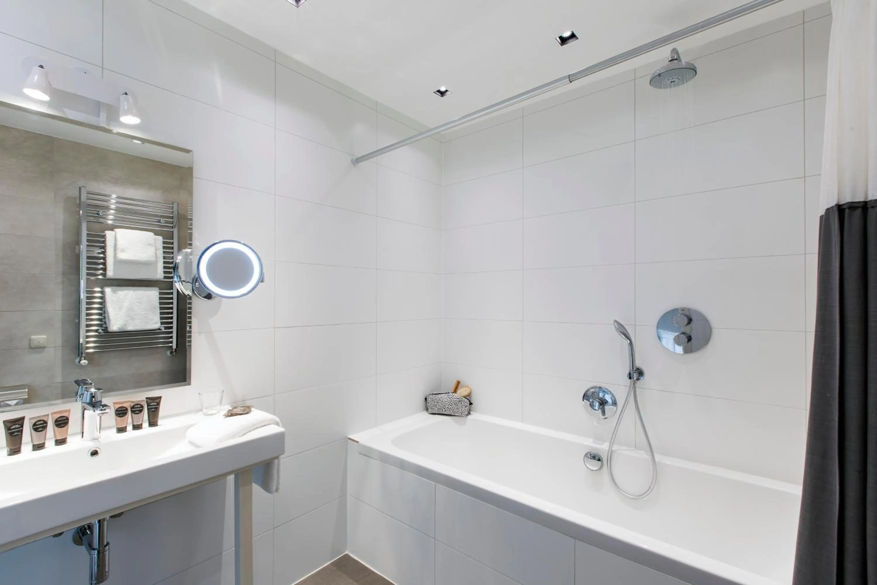 Bathroom in Grand Canal Boutique Hotel