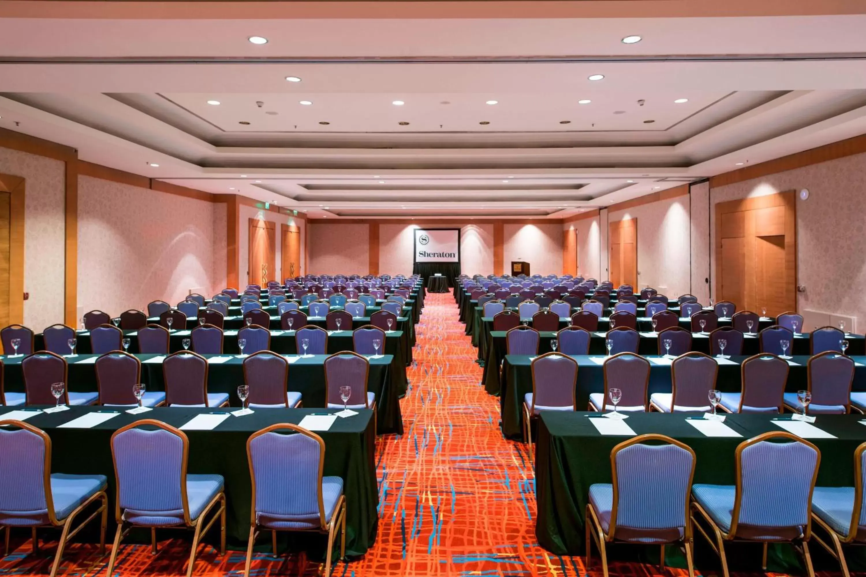 Meeting/conference room in Sheraton Pilar Hotel & Convention Center