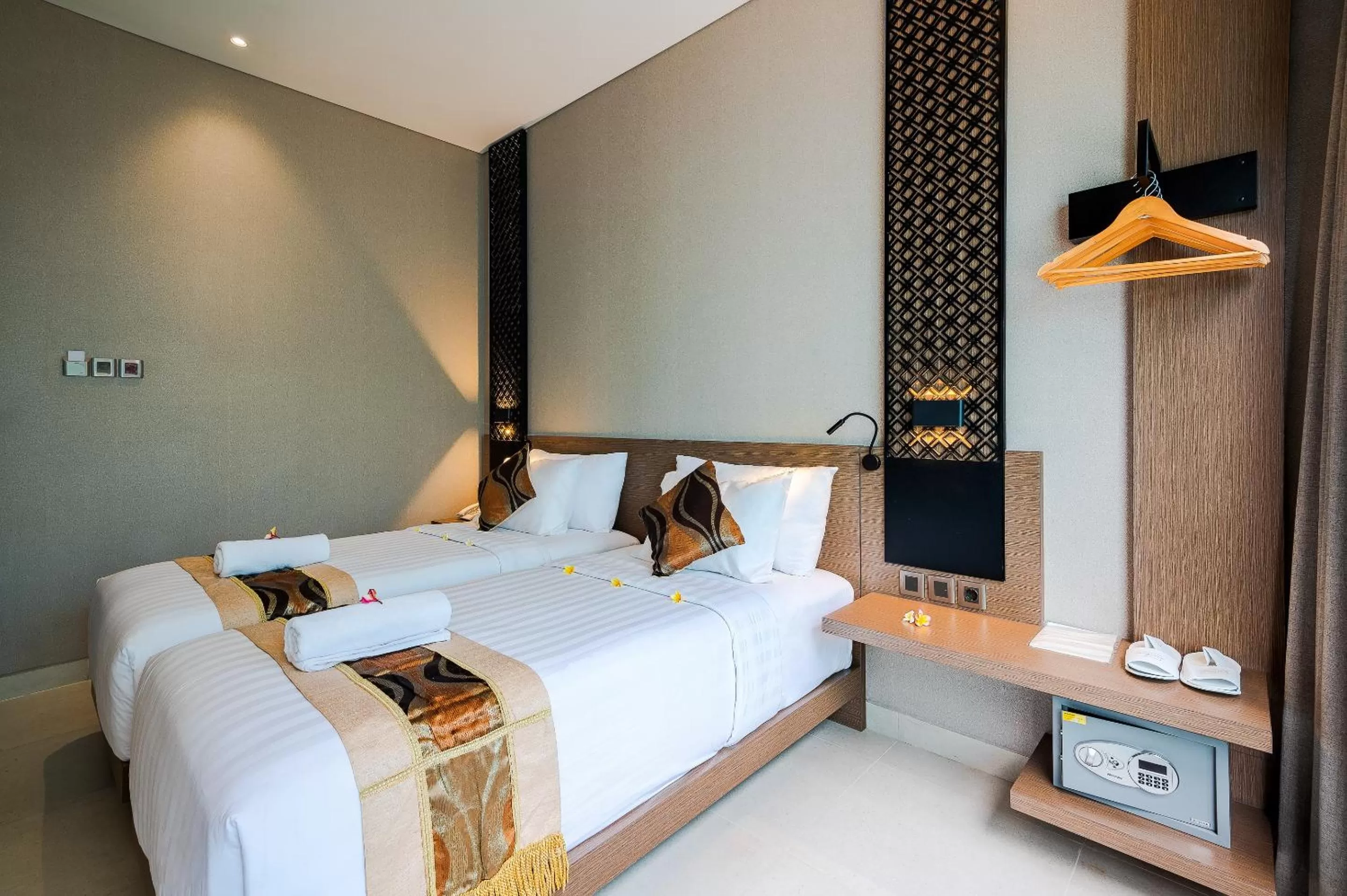 Bed in Padmasari Resort Lovina