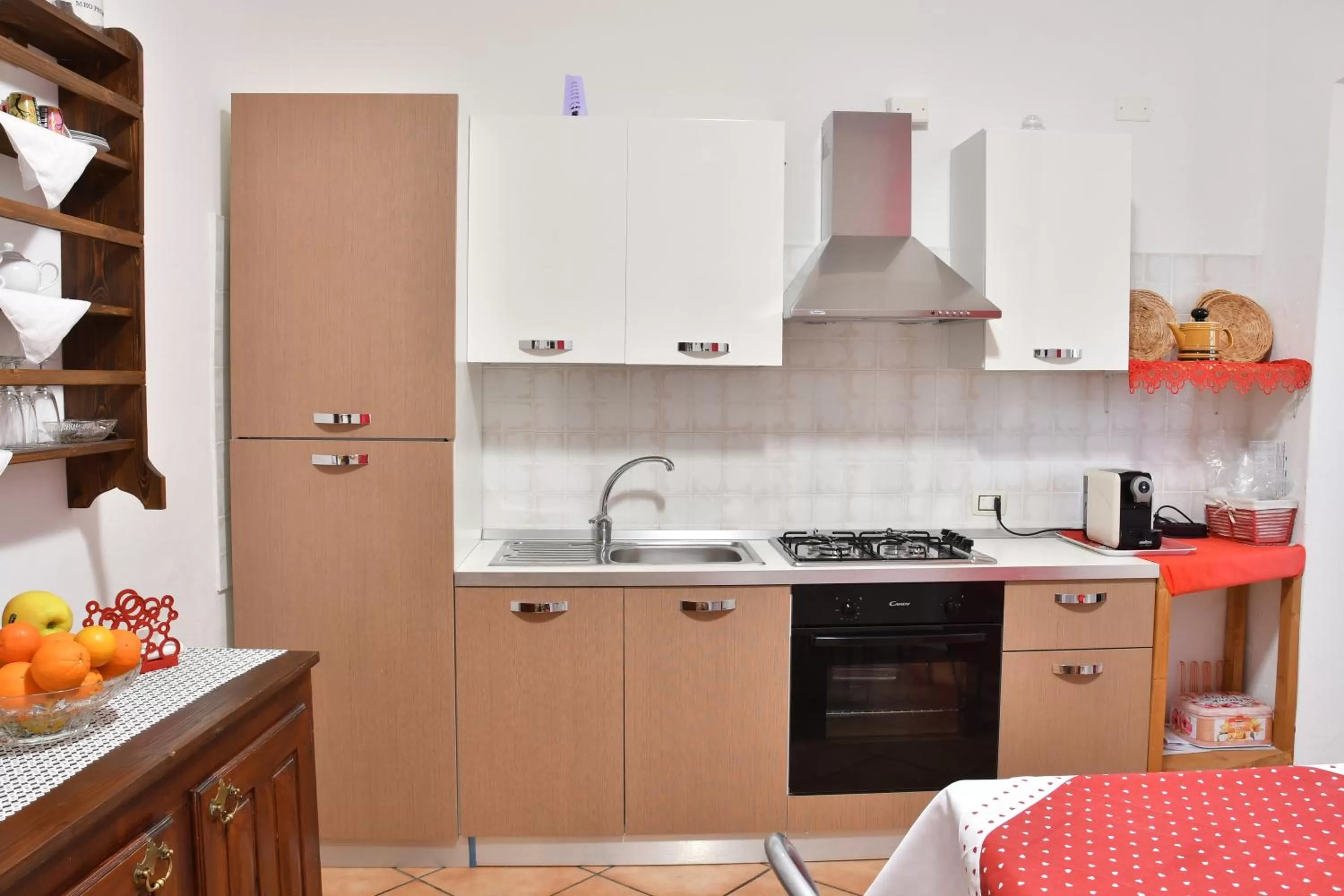 Kitchen/Kitchenette in B&B Mitzixeddas Sa Domu de Braxia