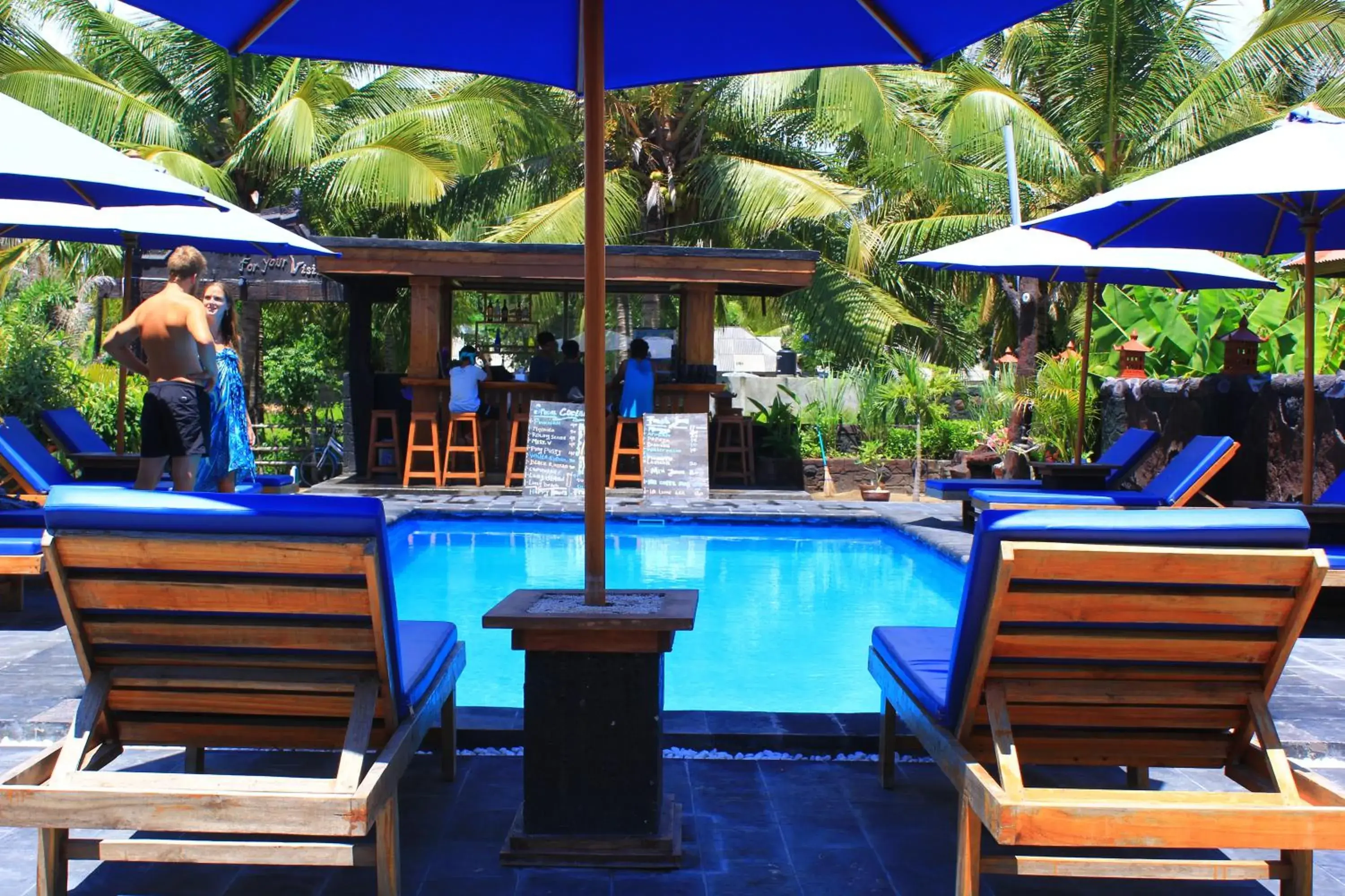 Swimming Pool in Colour Cottages