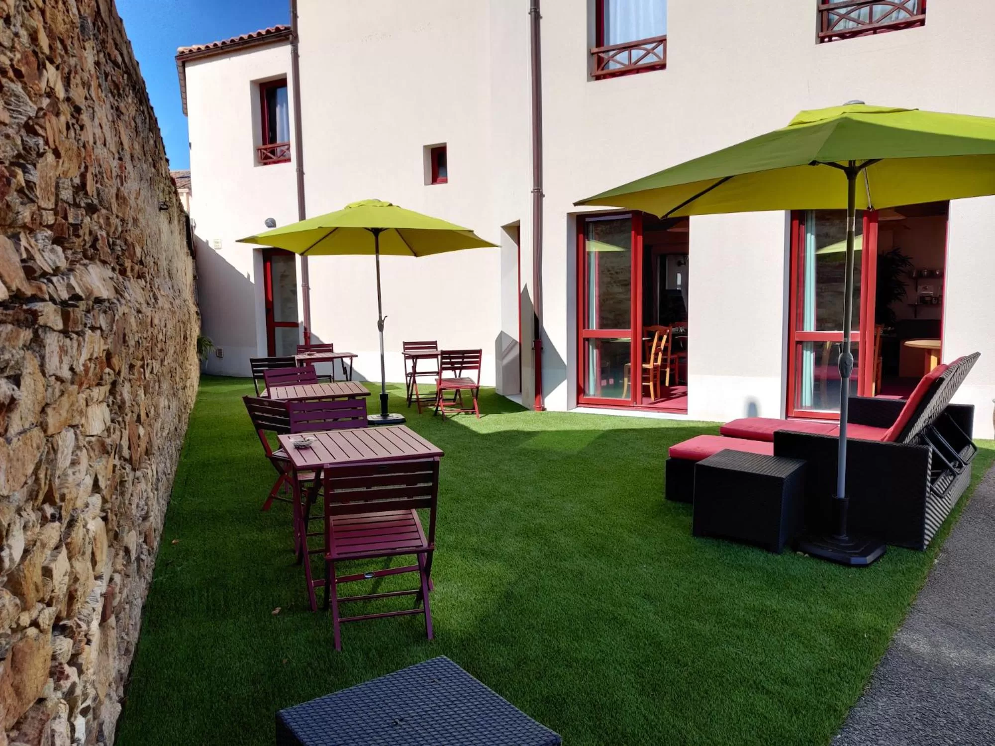 Patio in Hotel La Bosselle