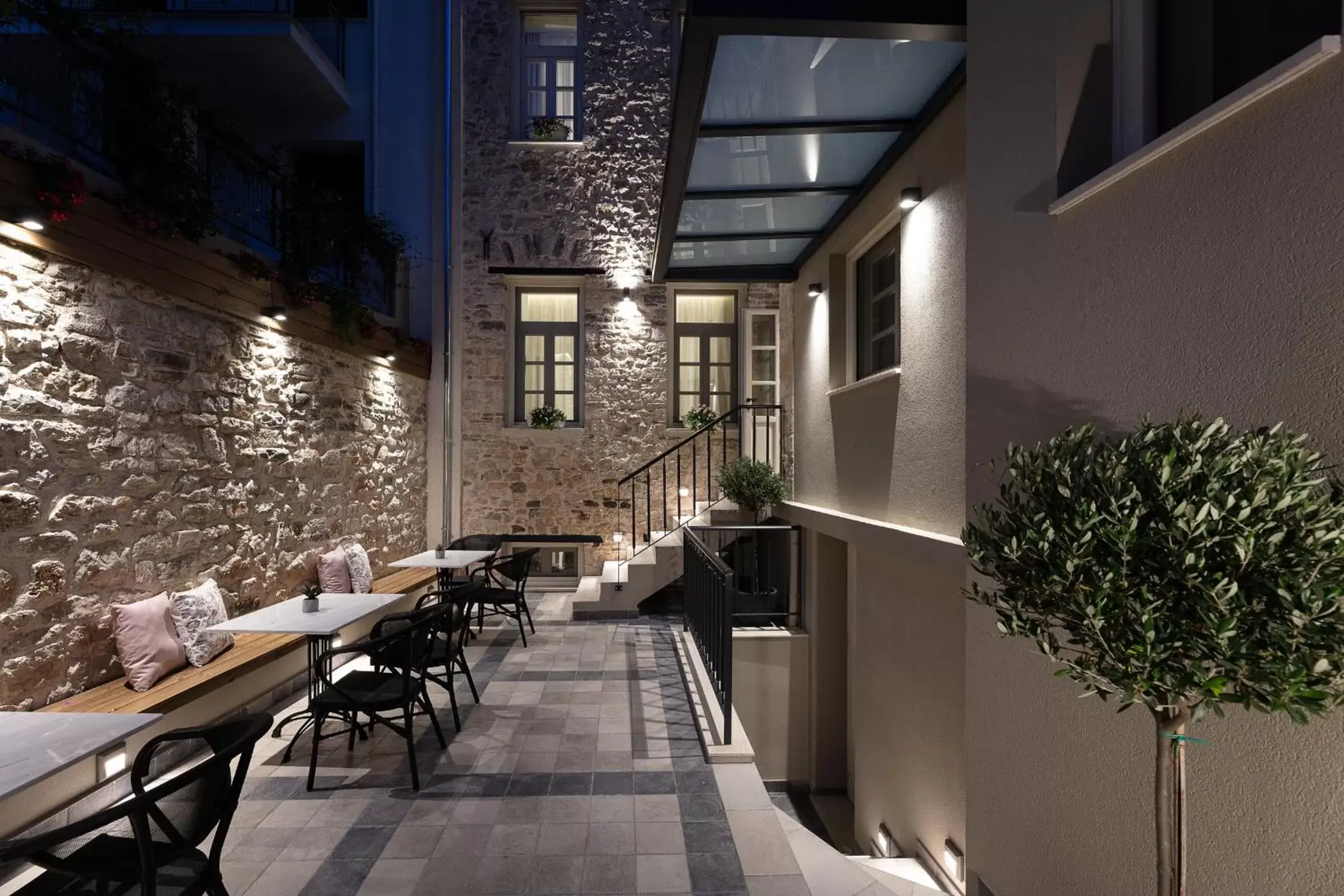 Property building, Restaurant/Places to Eat in Λιθεία-Lithia