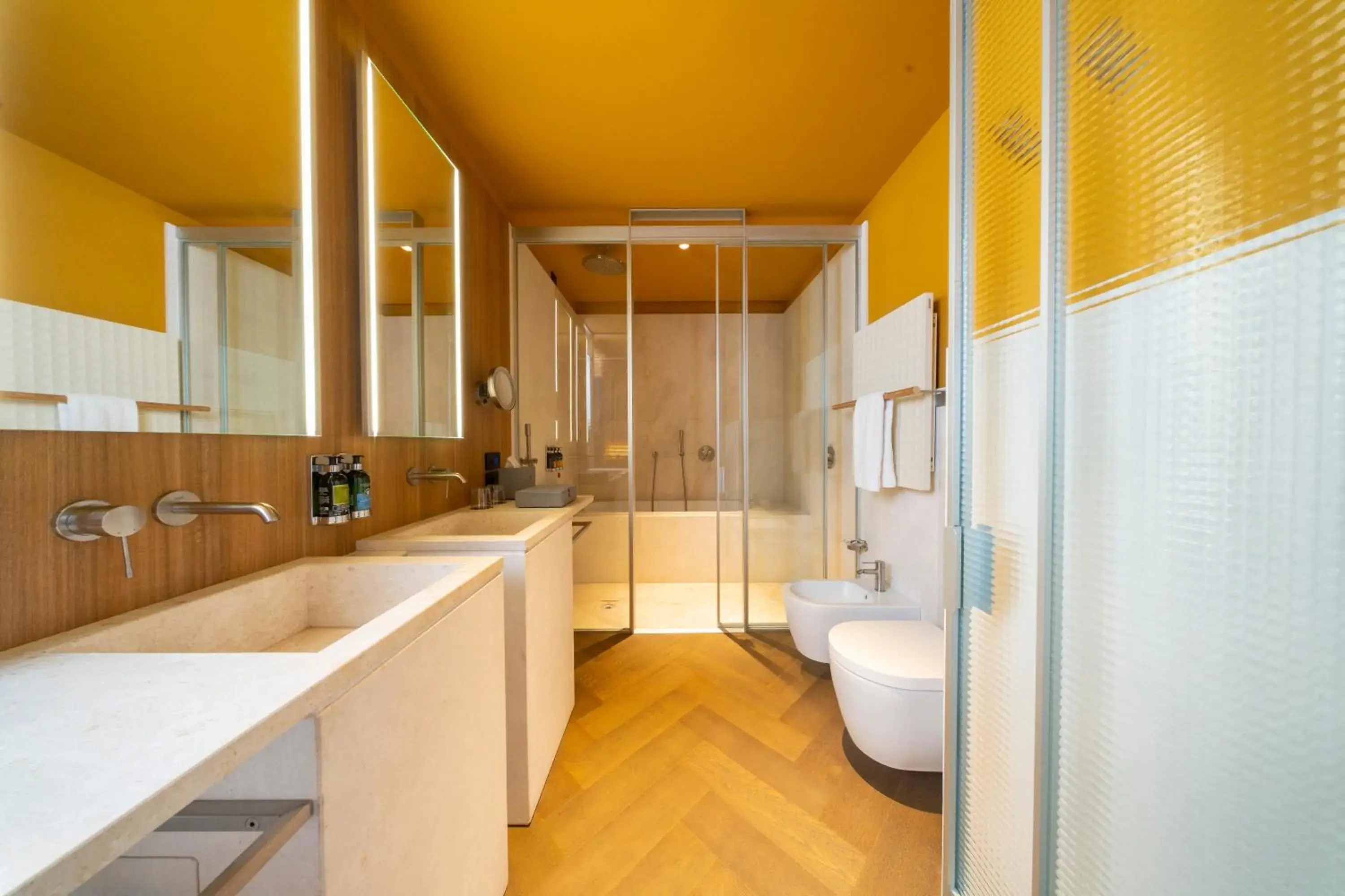 Shower, Bathroom in Palazzo Tirso Cagliari Mgallery