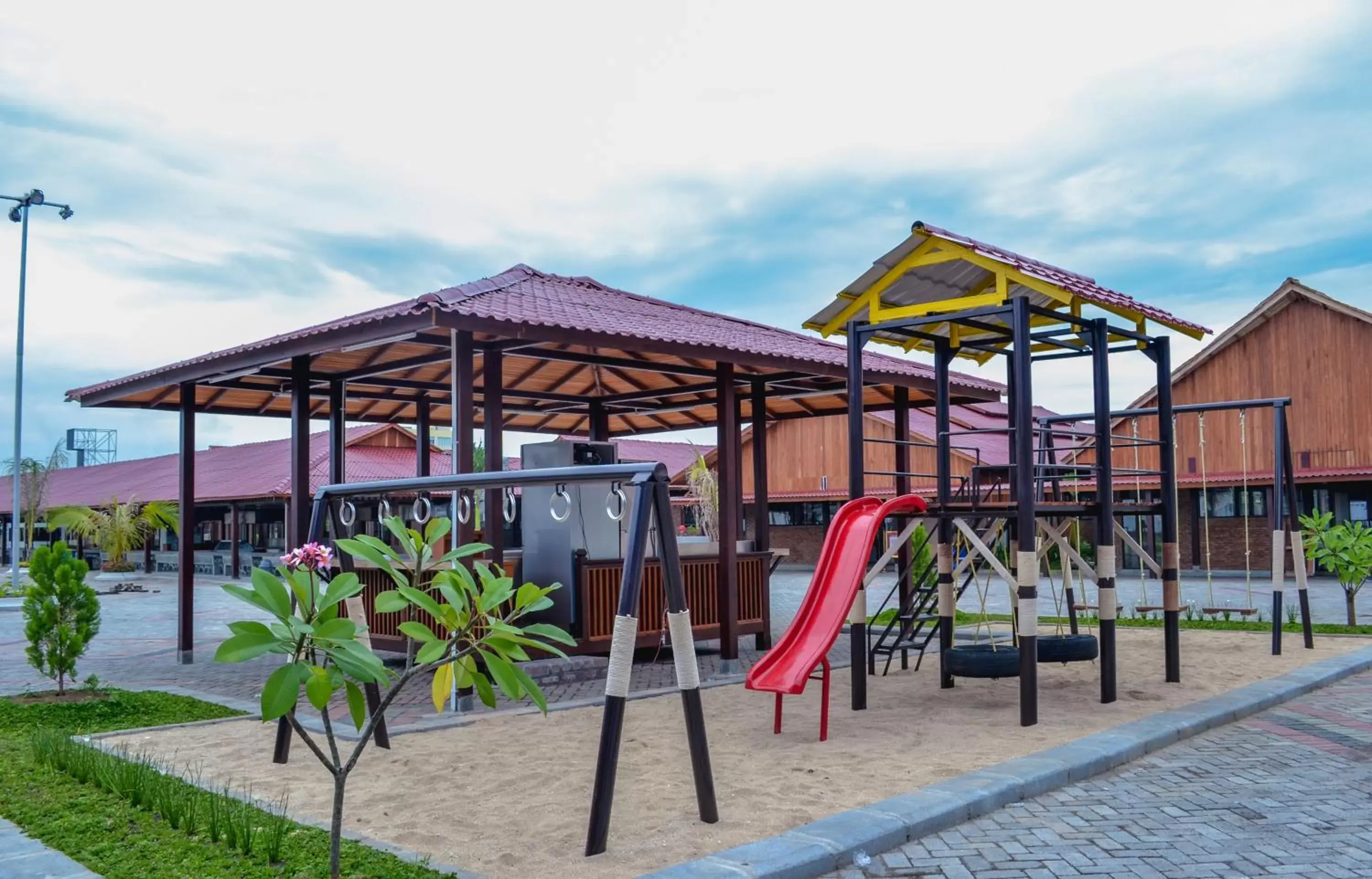 Children play ground, Children's Play Area in Lion Hotel & Plaza